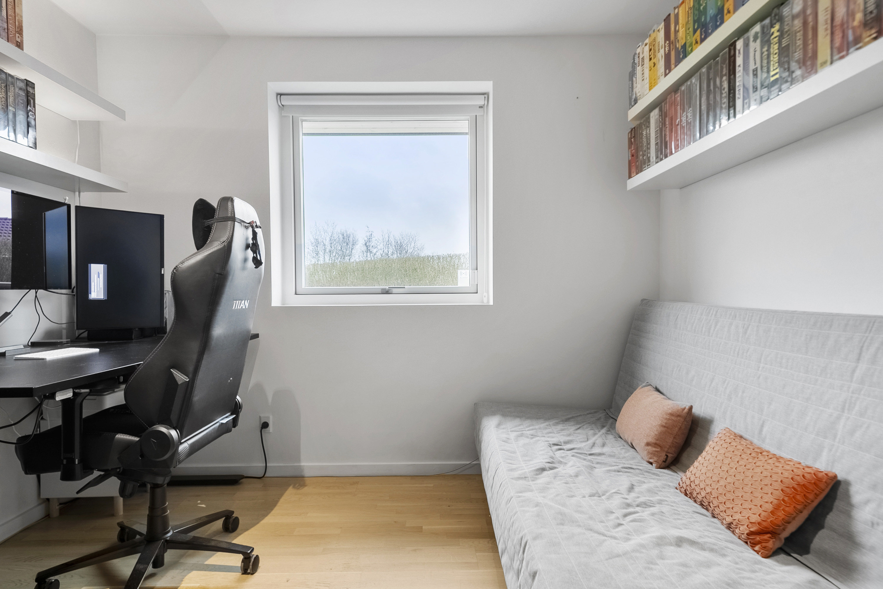 Fremhævet kontor billede i fuldskærmstilstand. Billede af Nørregårds Alle 154, 8362 Hørning