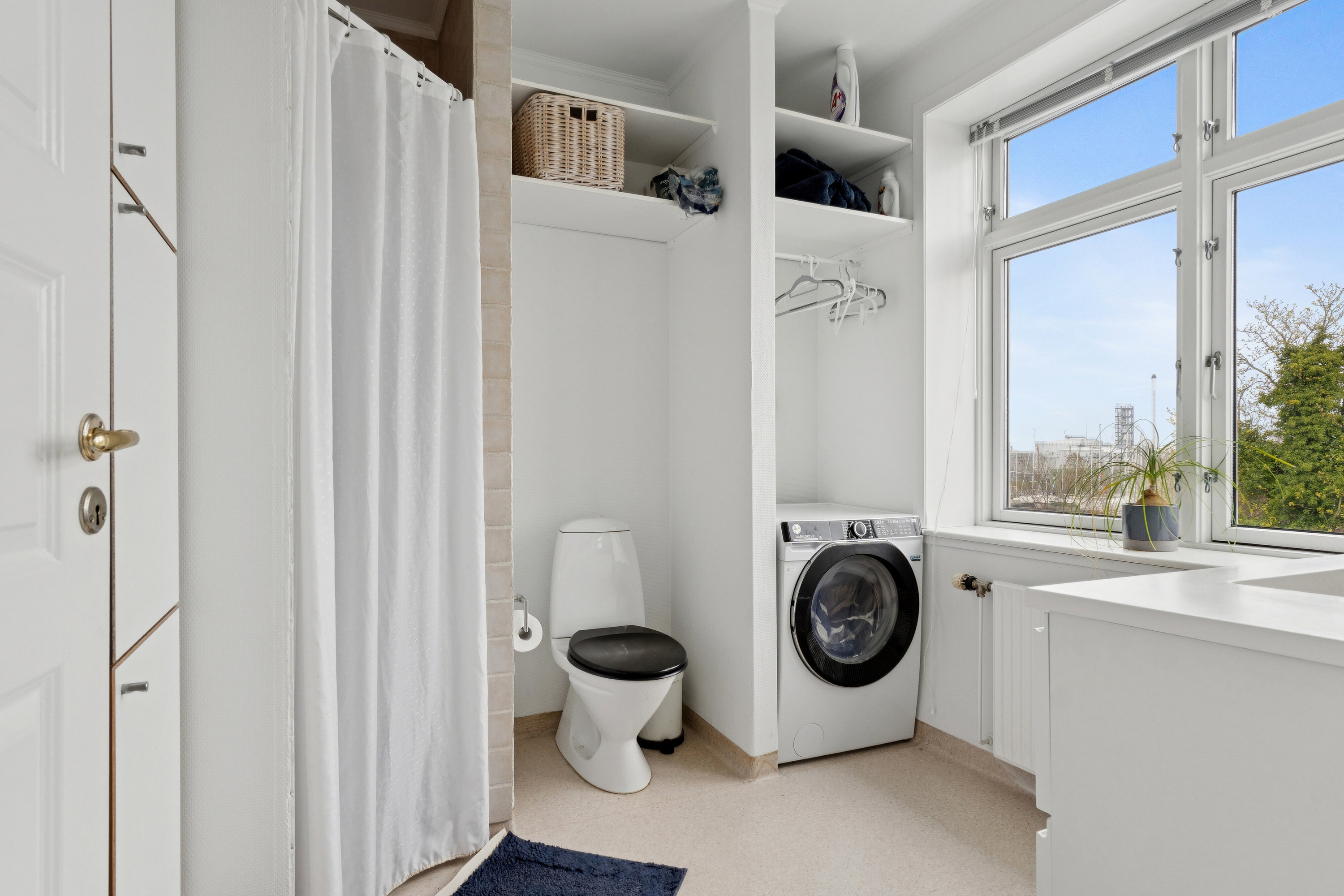 Fremhævet badeværelse billede i fuldskærmstilstand. Billede af Dyrehavevej 85, 1., 5800 Nyborg