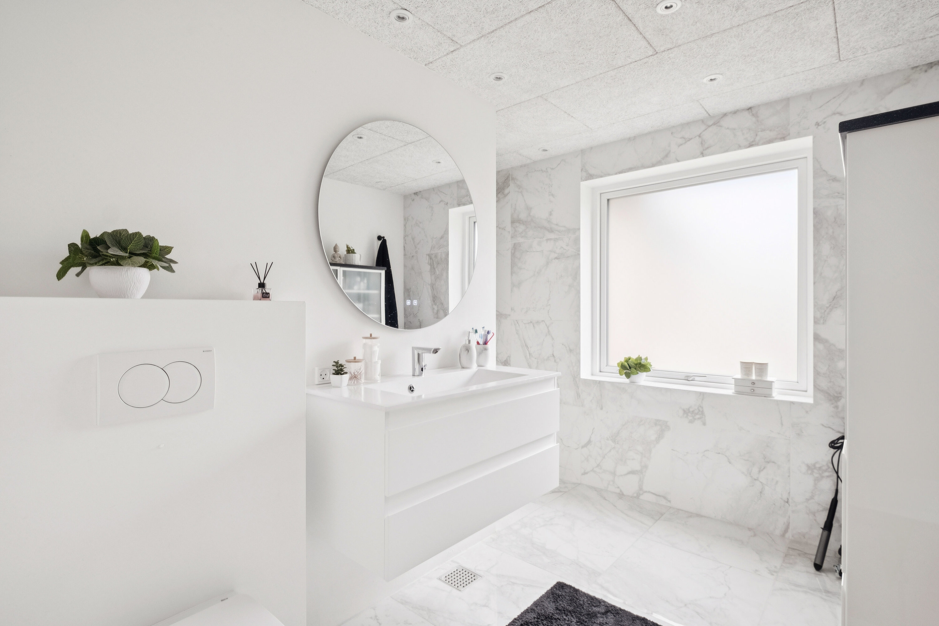 Fremhævet badeværelse billede i fuldskærmstilstand. Billede af Rakkebyvej 240, Rakkeby, 9800 Hjørring