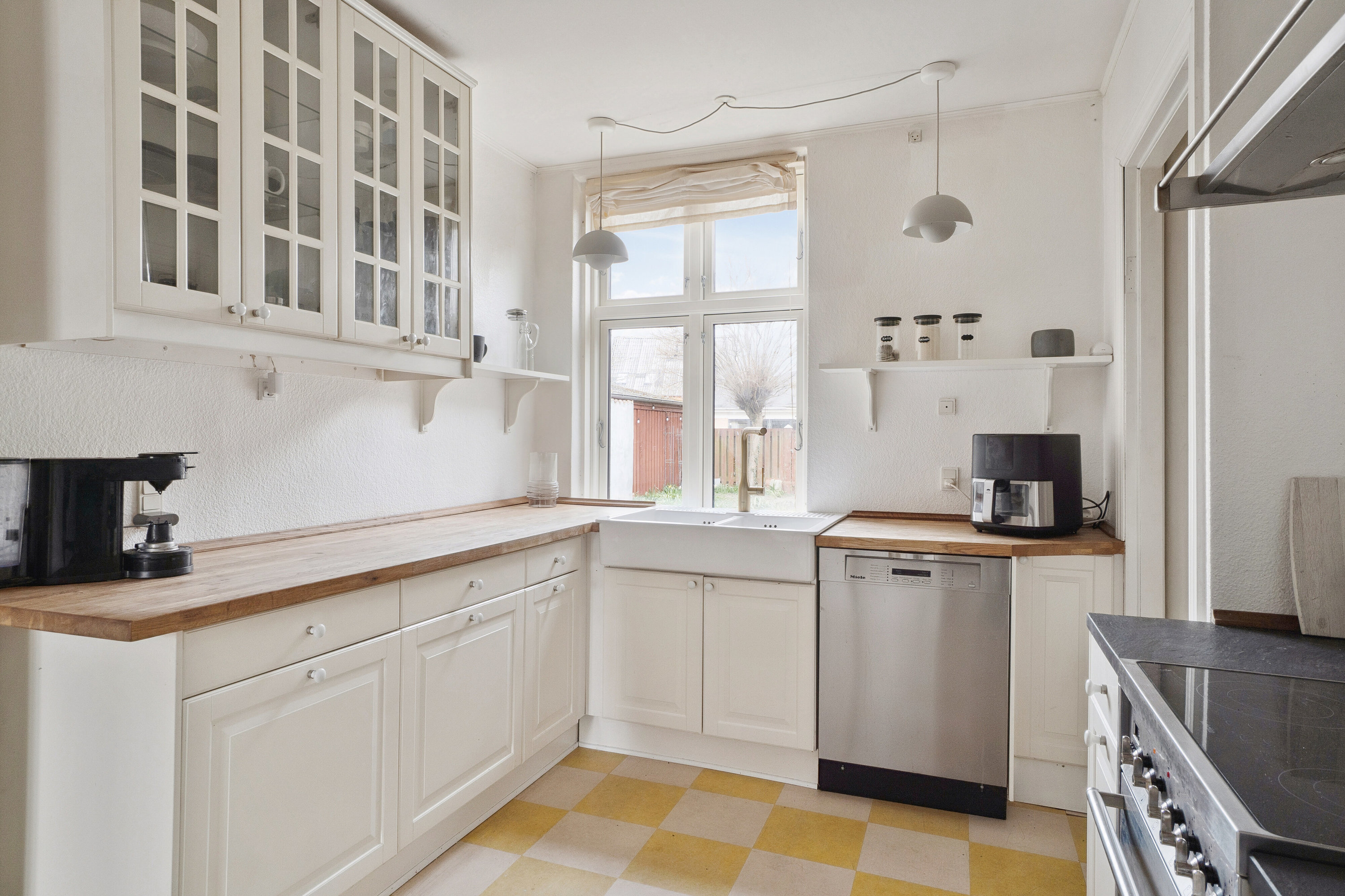 Fremhævet køkken billede i fuldskærmstilstand. Billede af Farimagsvej 11, 4700 Næstved