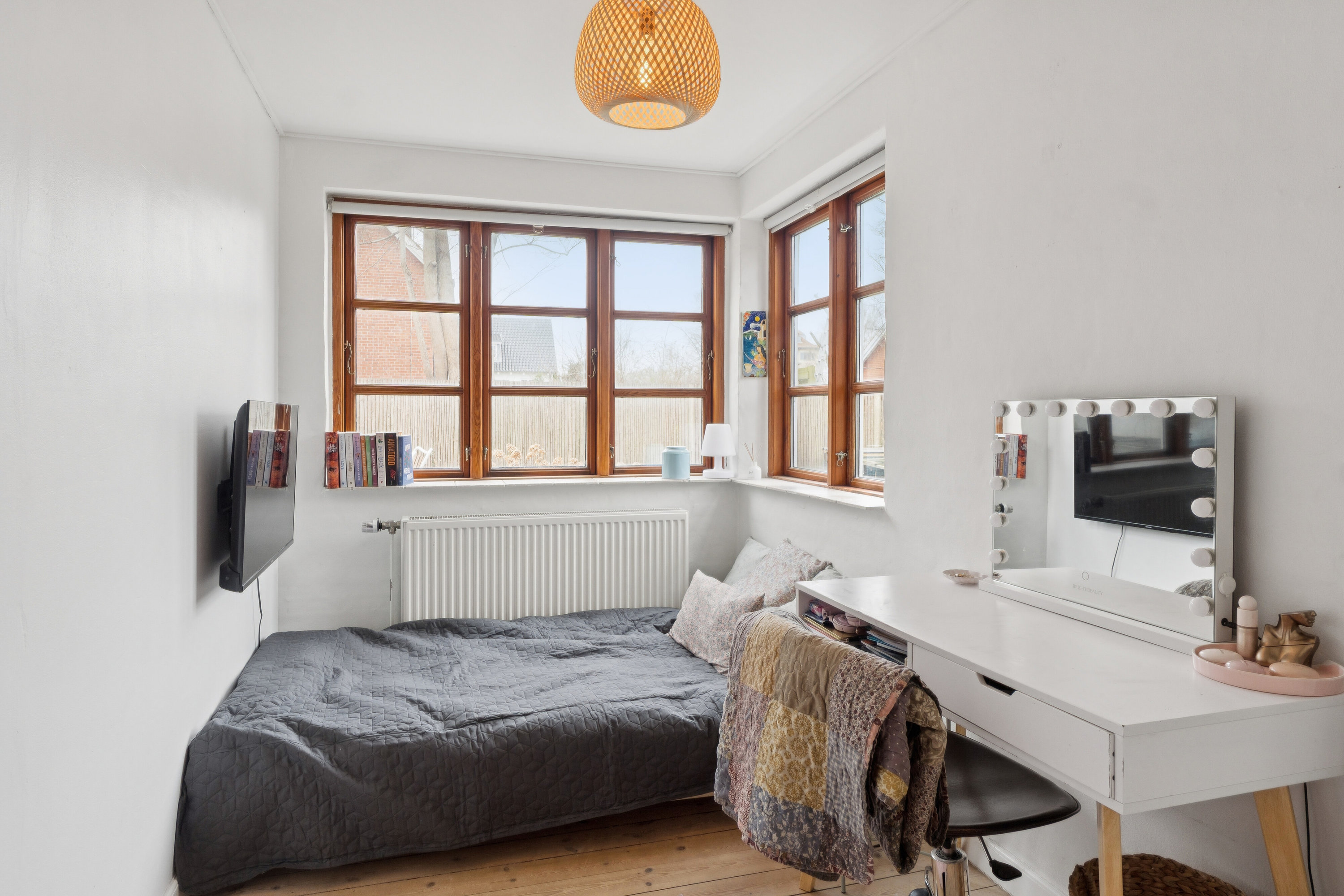 Fremhævet værelse billede i fuldskærmstilstand. Billede af Johannes Ewalds Vej 4, 3100 Hornbæk