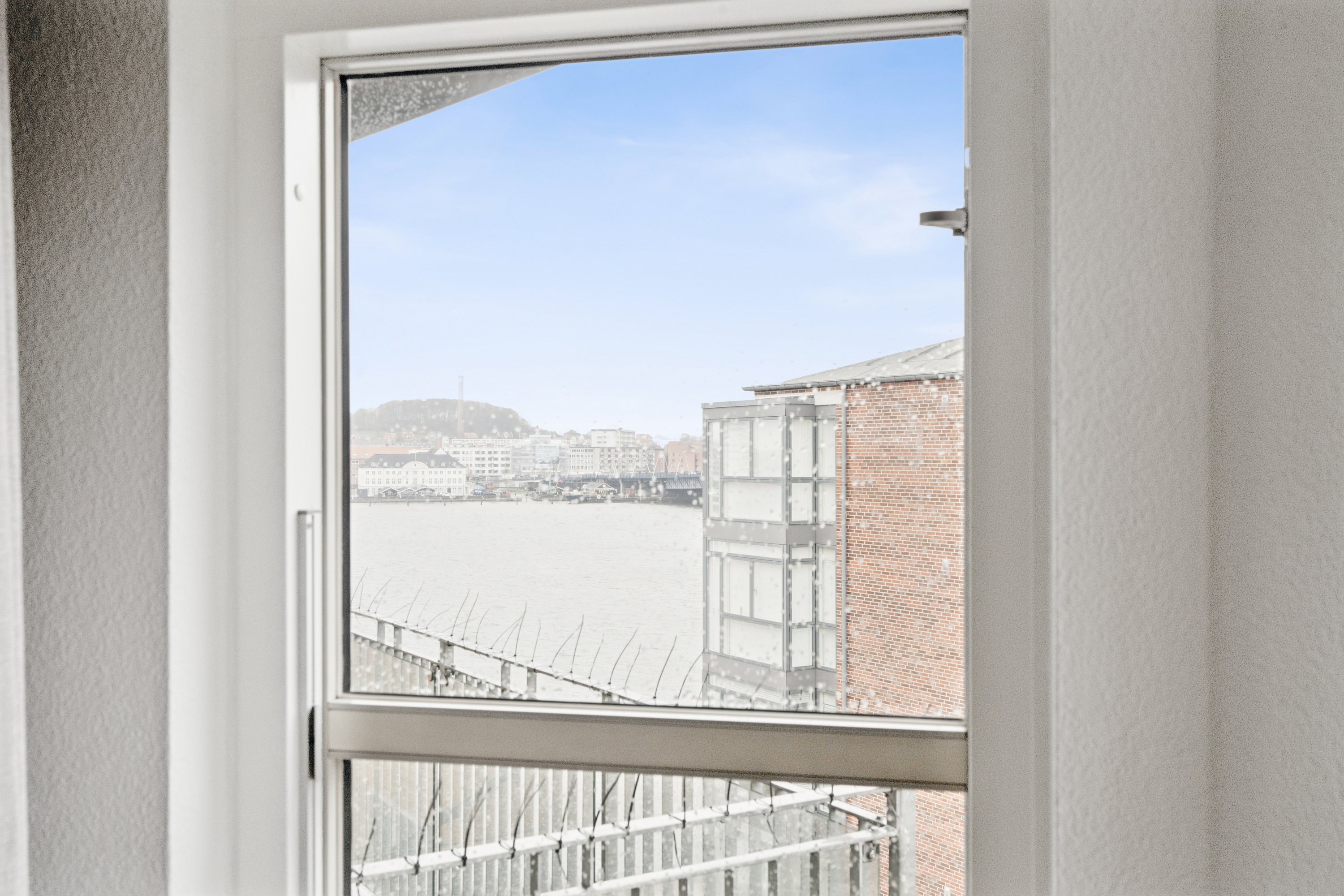 Fremhævet udsigt billede i fuldskærmstilstand. Billede af Brohusgade 9, 4. th., 9000 Aalborg