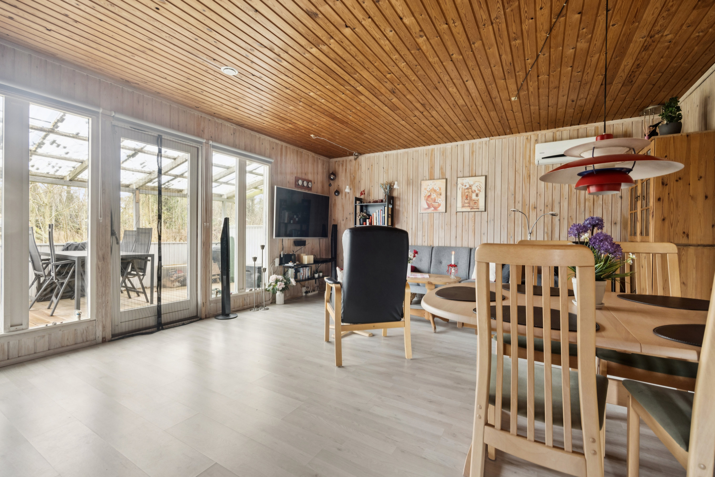 Fremhævet stue billede i fuldskærmstilstand. Billede af Strandgårdsvej 41, Gerå, 9340 Asaa