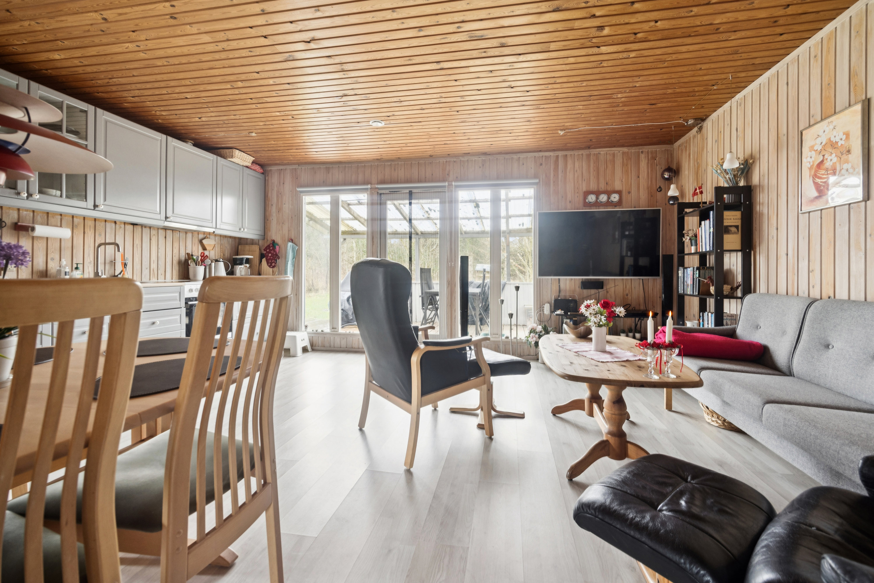 Fremhævet stue billede i fuldskærmstilstand. Billede af Strandgårdsvej 41, Gerå, 9340 Asaa