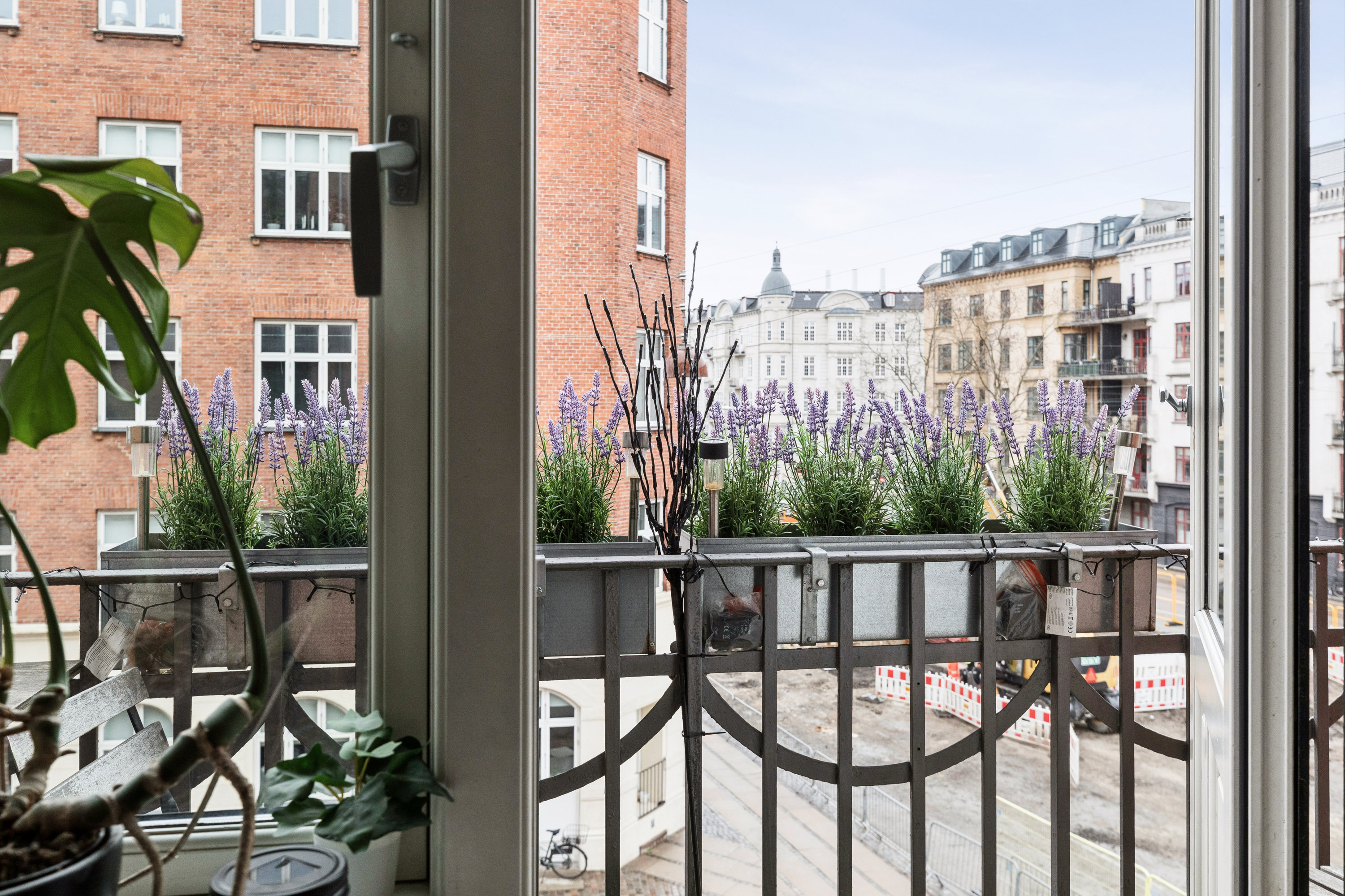 Fremhævet udsigt billede i fuldskærmstilstand. Billede af Strandboulevarden 95, 2. th., 2100 København Ø