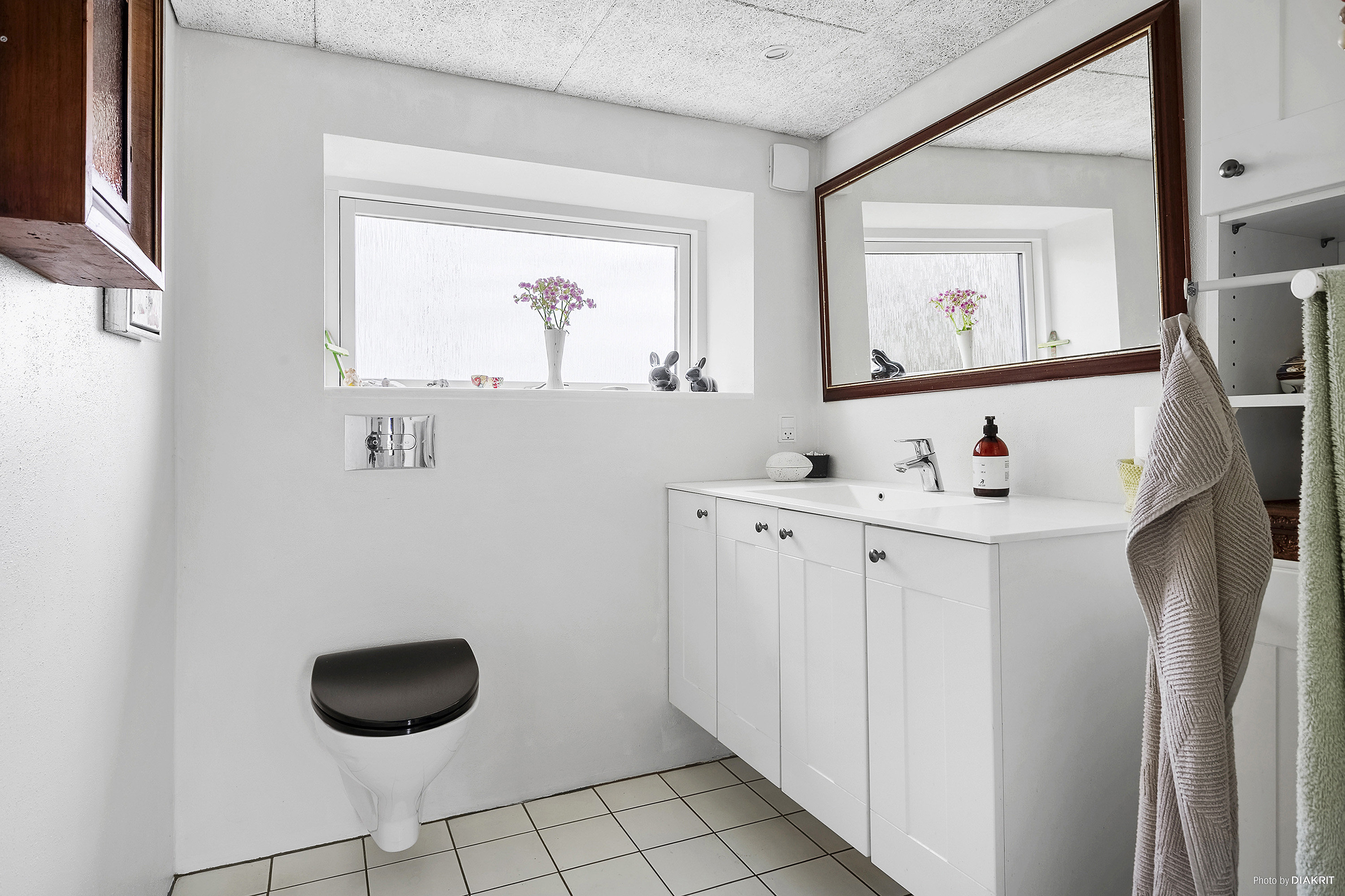 Fremhævet badeværelse billede i fuldskærmstilstand. Billede af Morsholt Mosevej 1, Morsholt, 8300 Odder