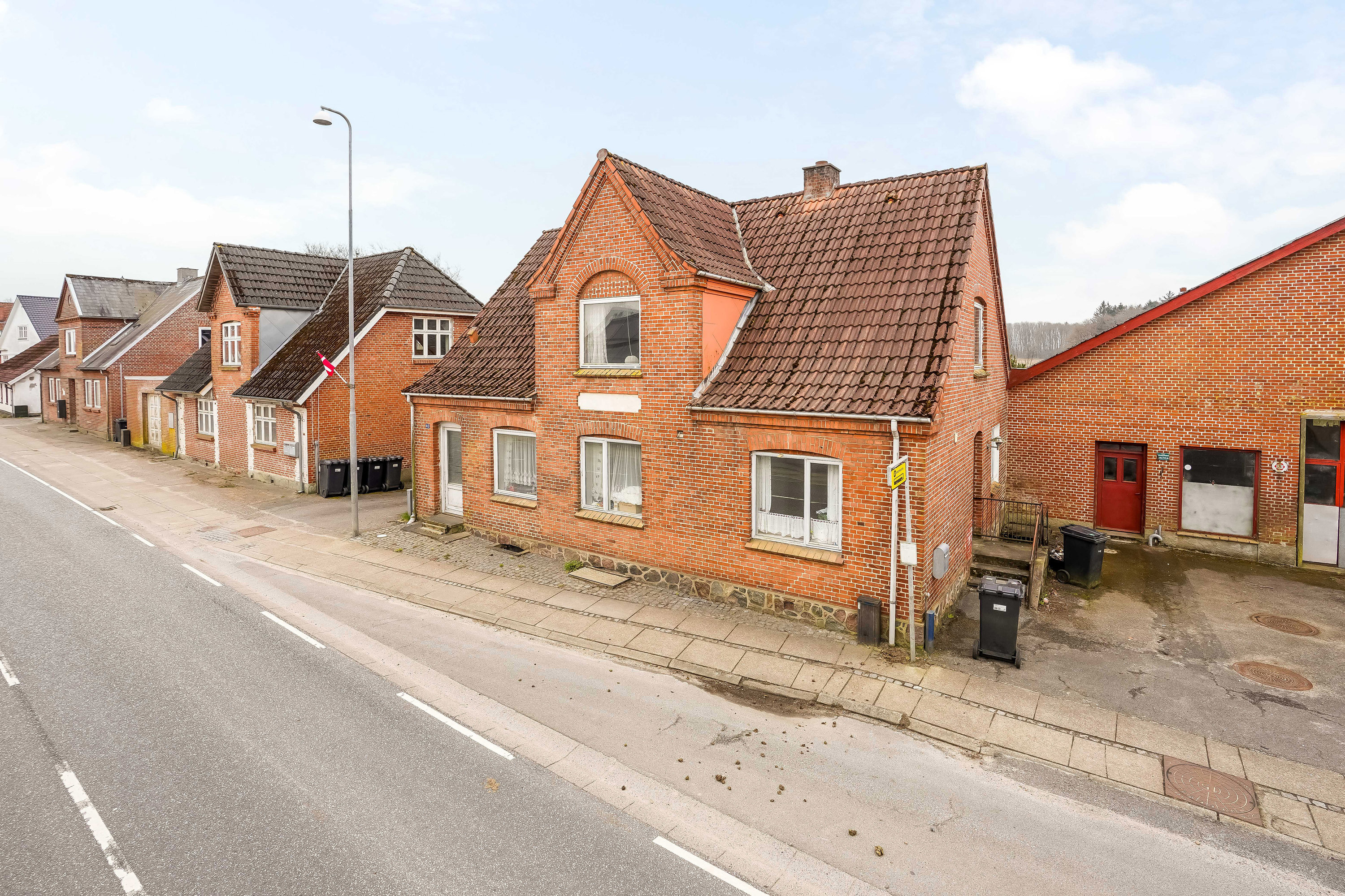 Fremhævet ejendommen billede i fuldskærmstilstand. Billede af Bygade 40, 7173 Vonge