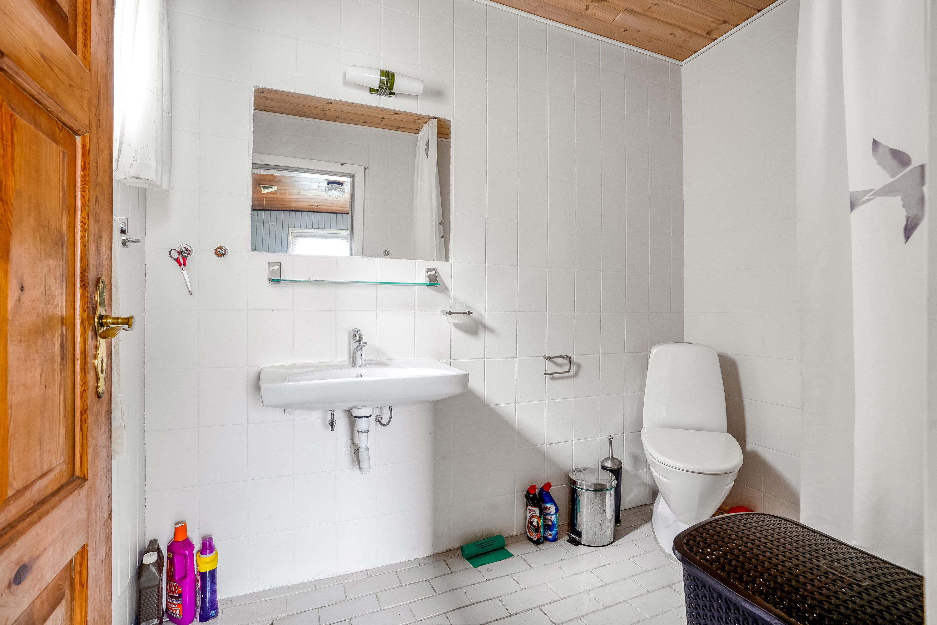 Fremhævet toilet billede i fuldskærmstilstand. Billede af Bygade 40, 7173 Vonge