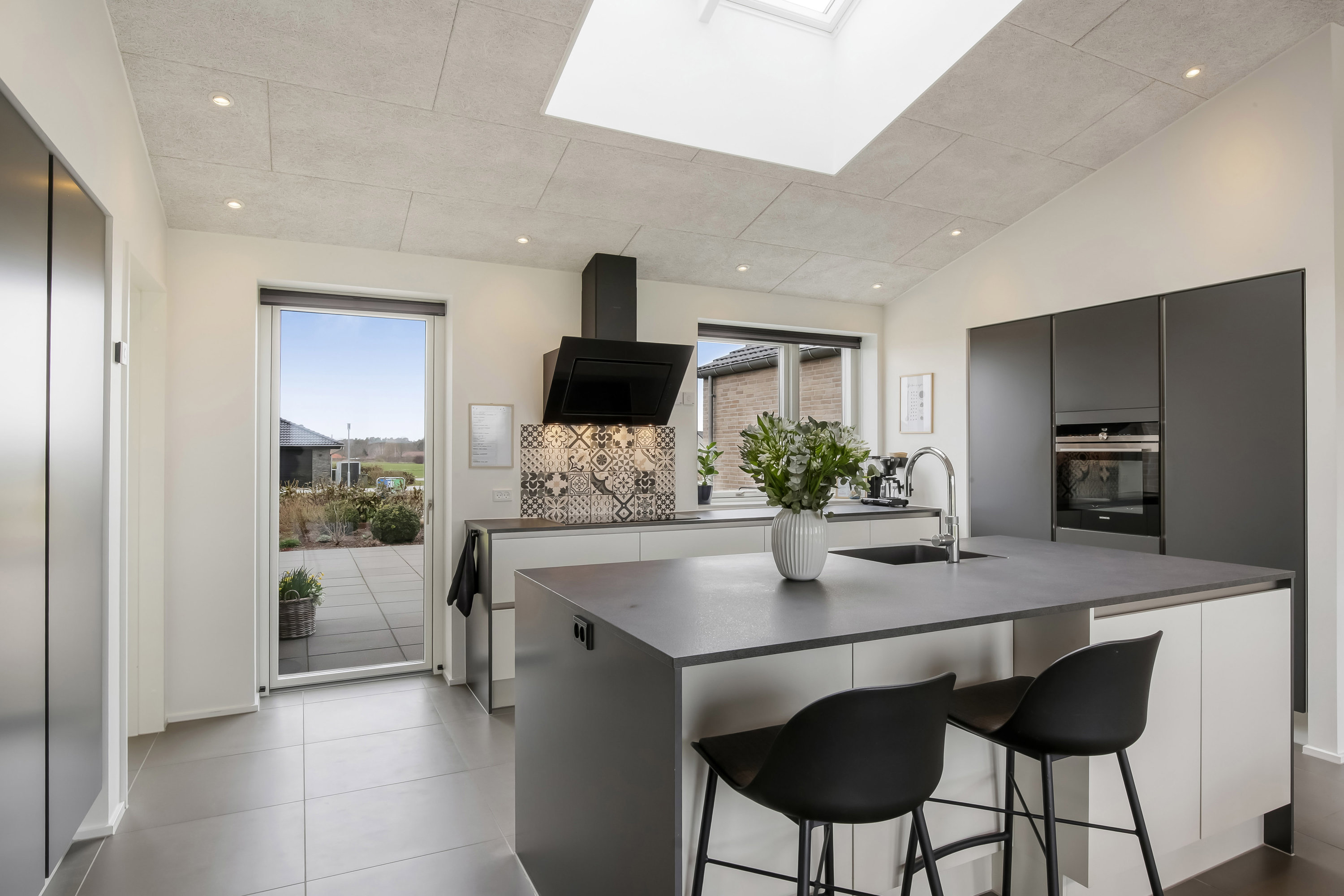 Fremhævet køkken billede i fuldskærmstilstand. Billede af Ramskovvej 22, 8500 Grenaa