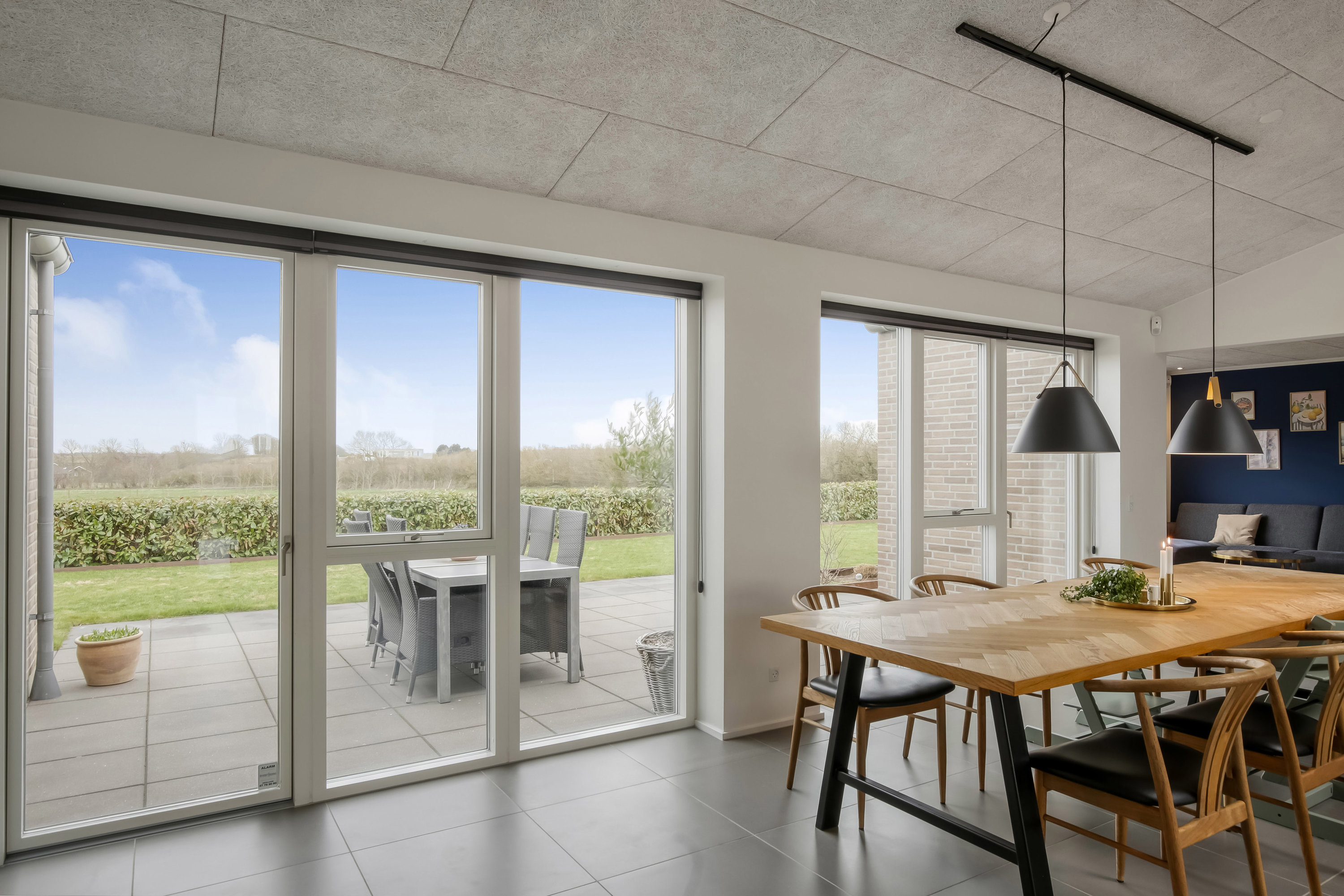 Fremhævet stue billede i fuldskærmstilstand. Billede af Ramskovvej 22, 8500 Grenaa