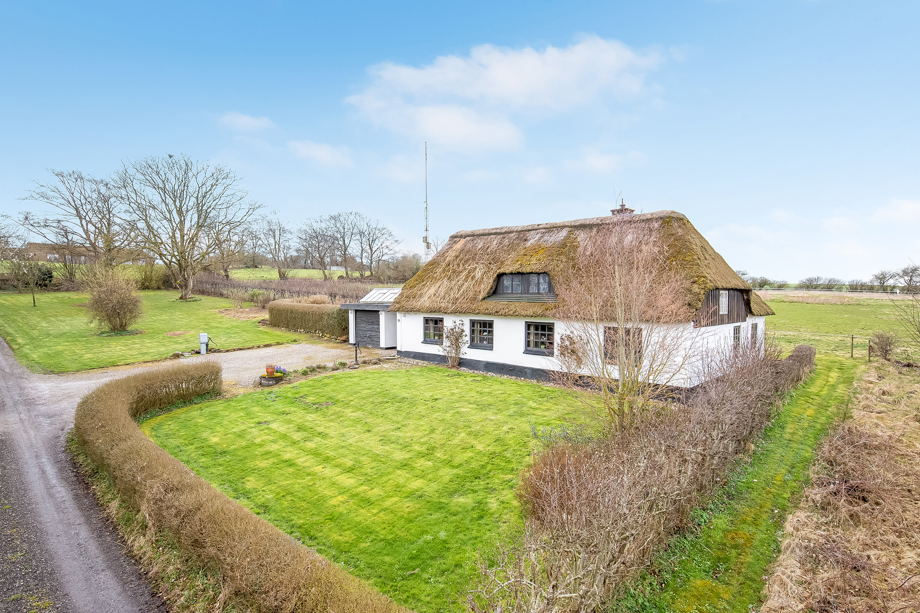 Fremhævet mastefoto billede i fuldskærmstilstand. Billede af Gl. Skartved 24, 6091 Bjert