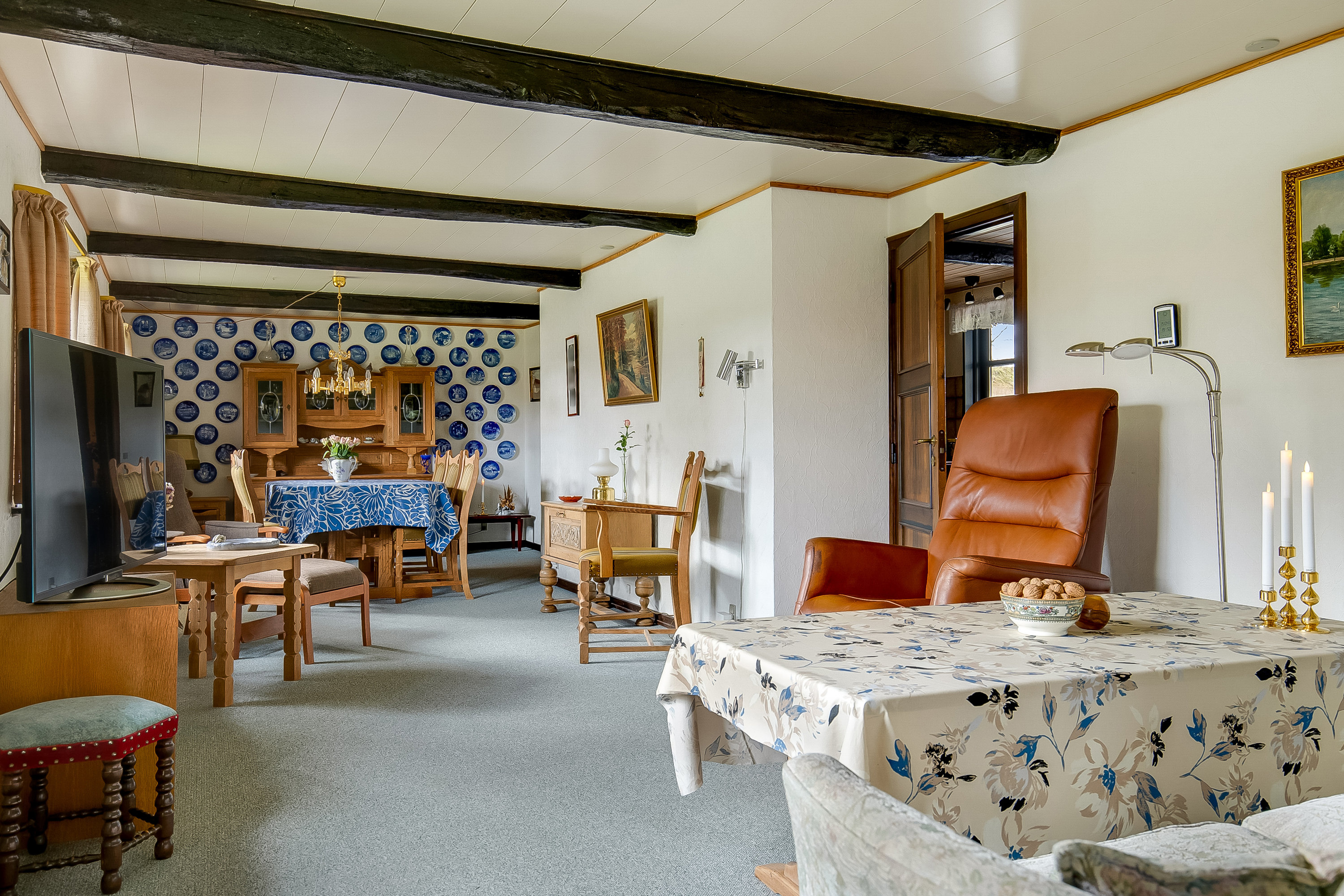 Fremhævet stue billede i fuldskærmstilstand. Billede af Gl. Skartved 24, 6091 Bjert