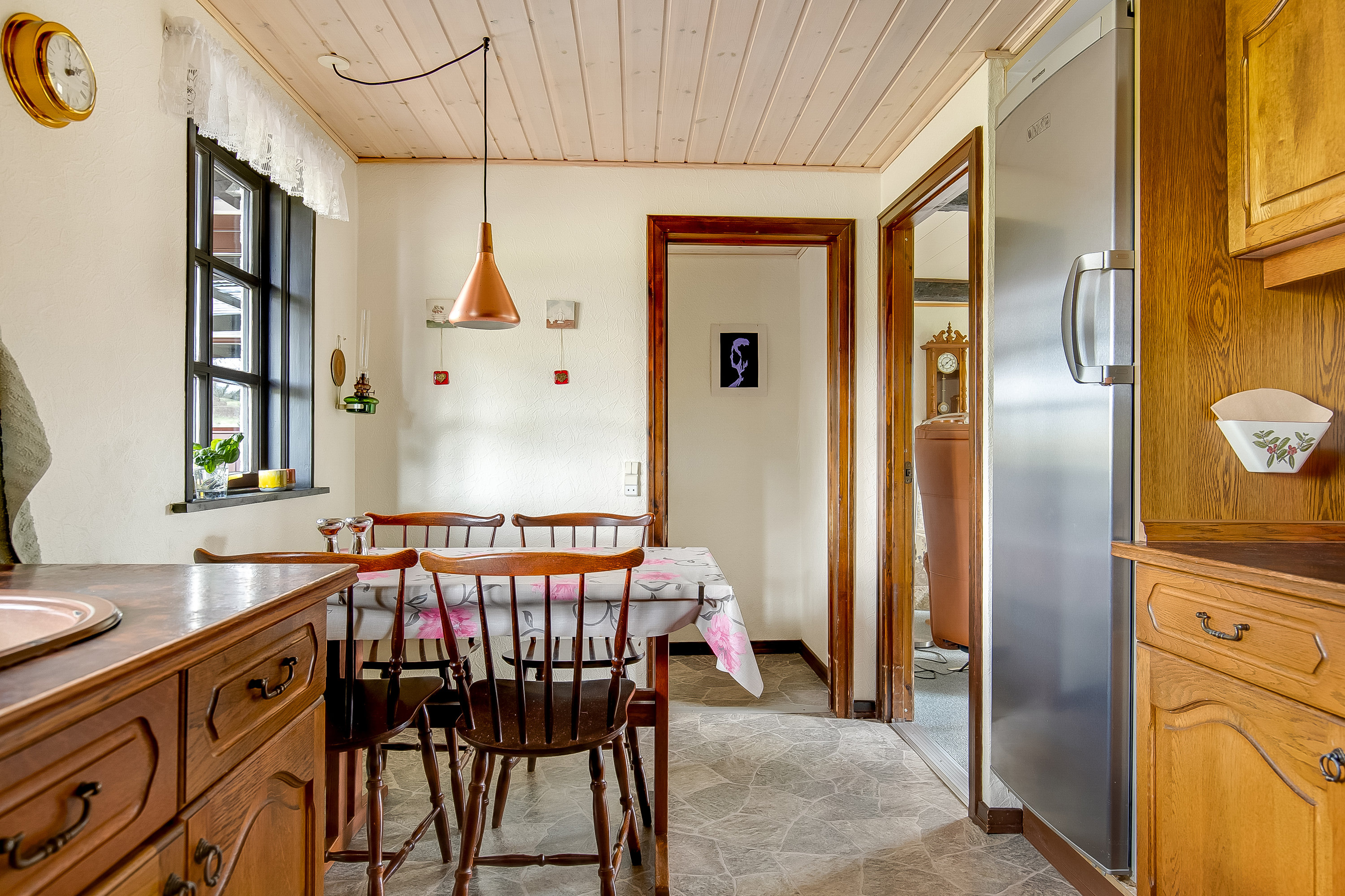 Fremhævet køkken billede i fuldskærmstilstand. Billede af Gl. Skartved 24, 6091 Bjert