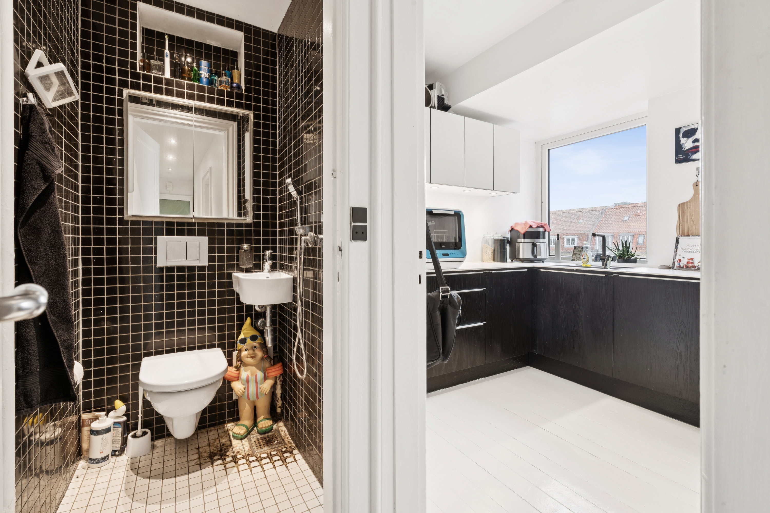 Fremhævet stue billede i fuldskærmstilstand. Billede af Herluf Trolles Gade 10, 3. th., 9000 Aalborg