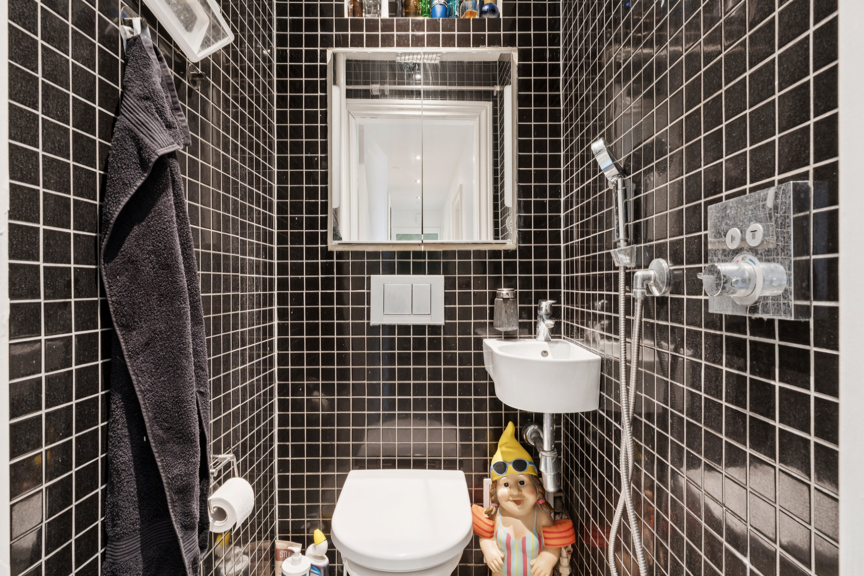 Fremhævet badeværelse billede i fuldskærmstilstand. Billede af Herluf Trolles Gade 10, 3. th., 9000 Aalborg