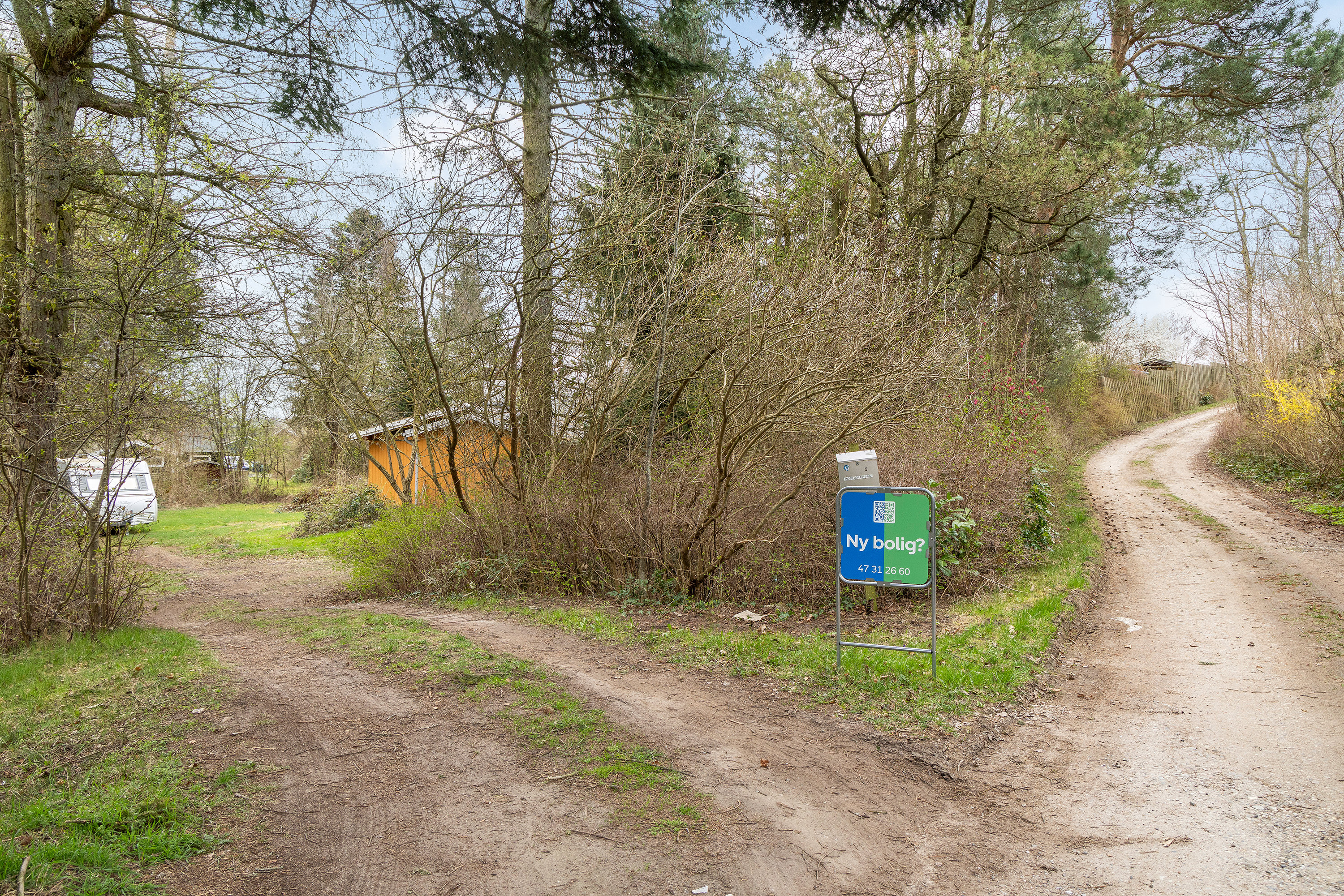 Fremhævet indkørsel billede i fuldskærmstilstand. Billede af Lysebjergvej 5, Tørslev Hage, 3630 Jægerspris