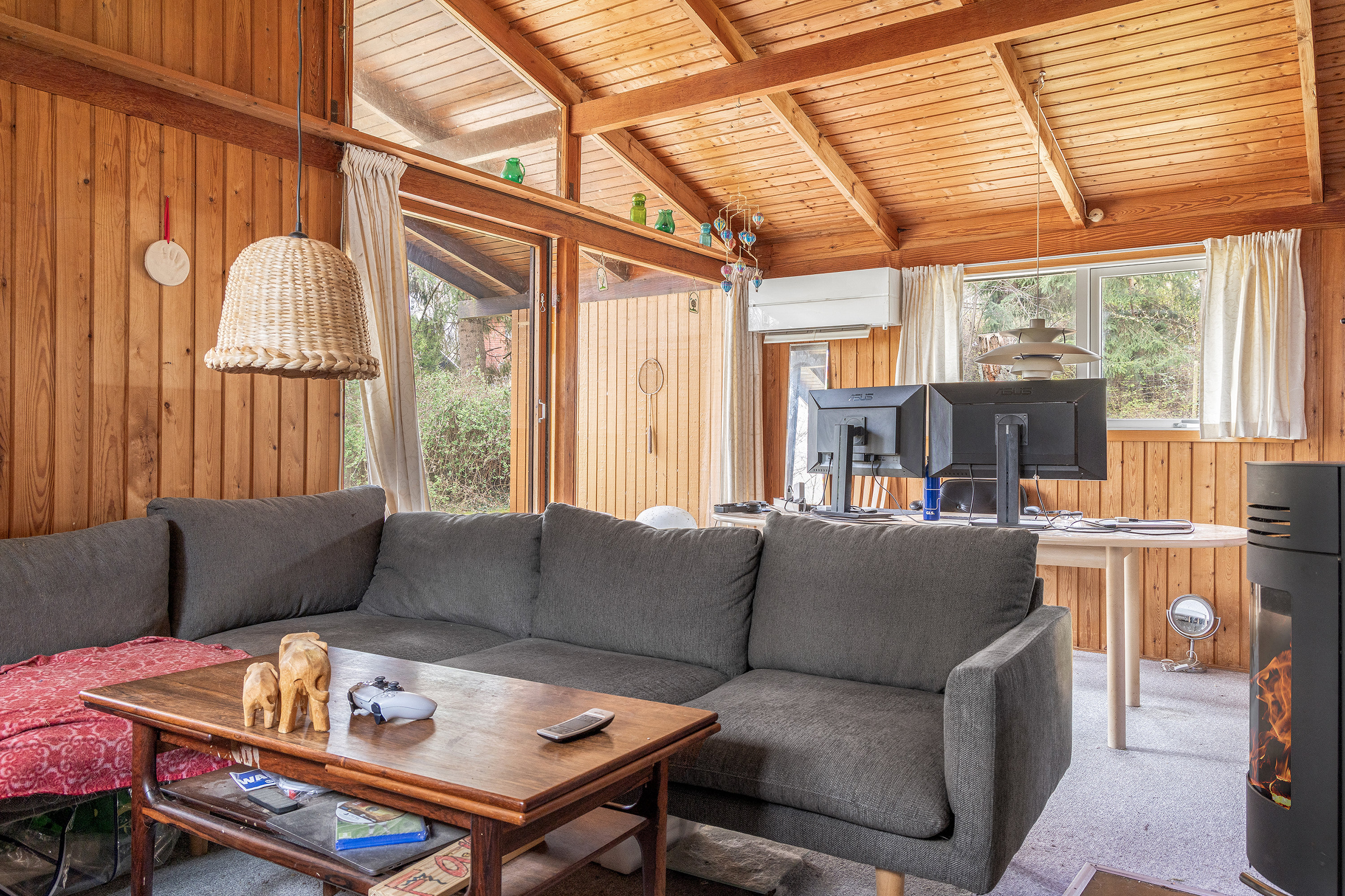 Fremhævet stue billede i fuldskærmstilstand. Billede af Lysebjergvej 5, Tørslev Hage, 3630 Jægerspris