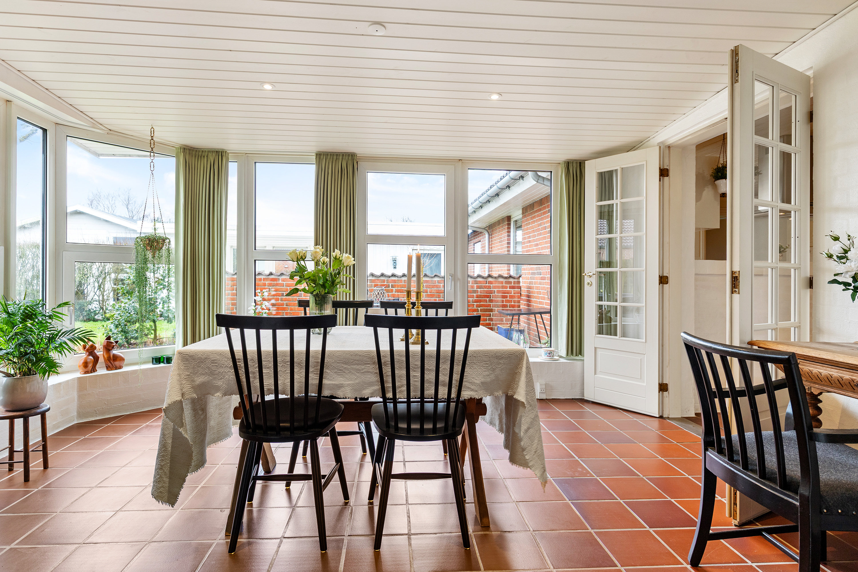 Fremhævet udestue billede i fuldskærmstilstand. Billede af Klostermarken 16, 9490 Pandrup