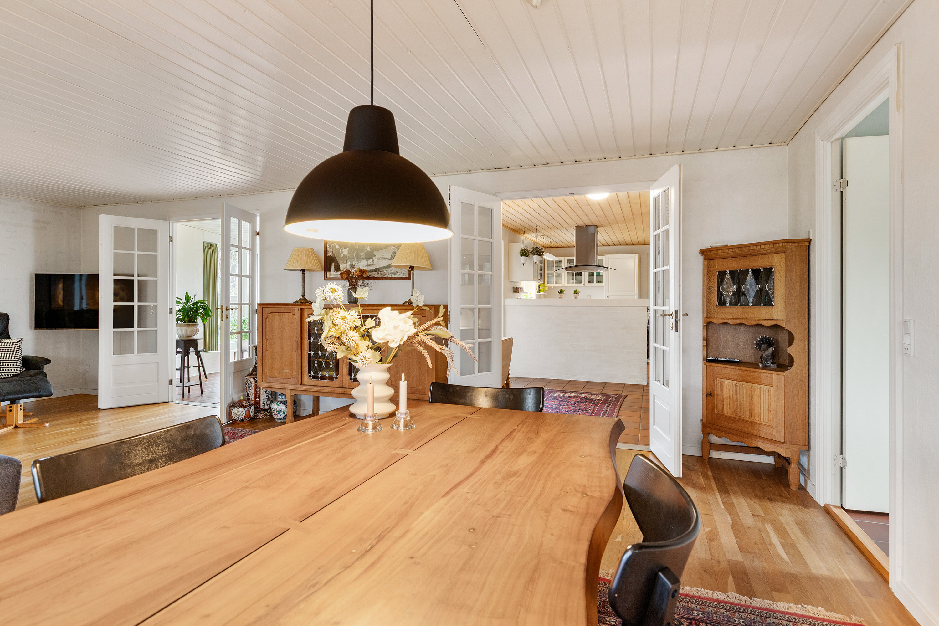 Fremhævet stue billede i fuldskærmstilstand. Billede af Klostermarken 16, 9490 Pandrup