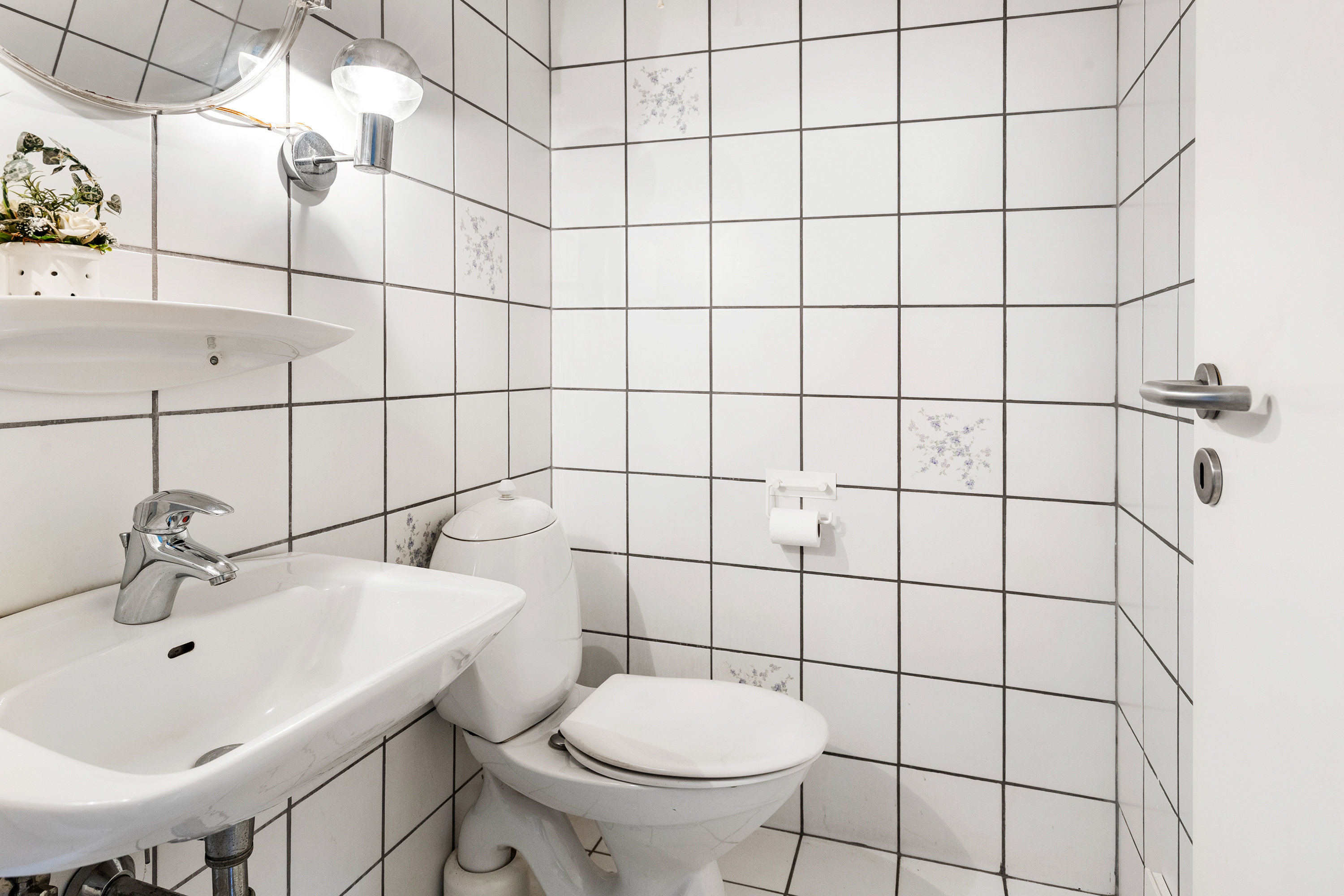 Fremhævet toilet billede i fuldskærmstilstand. Billede af Klostermarken 16, 9490 Pandrup