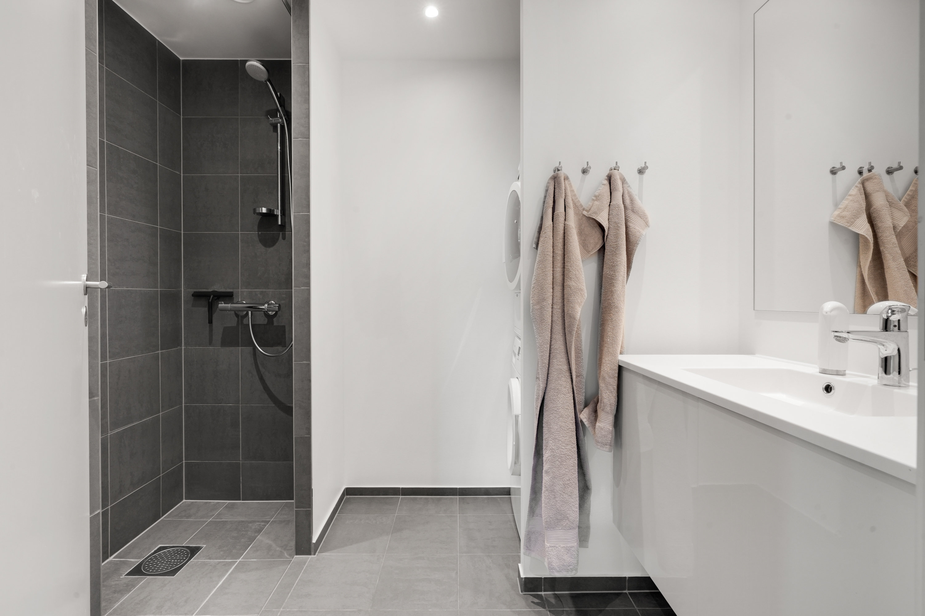 Fremhævet  billede i fuldskærmstilstand. Billede af Hannemanns Allé 12U, 9. tv., 2300 København S