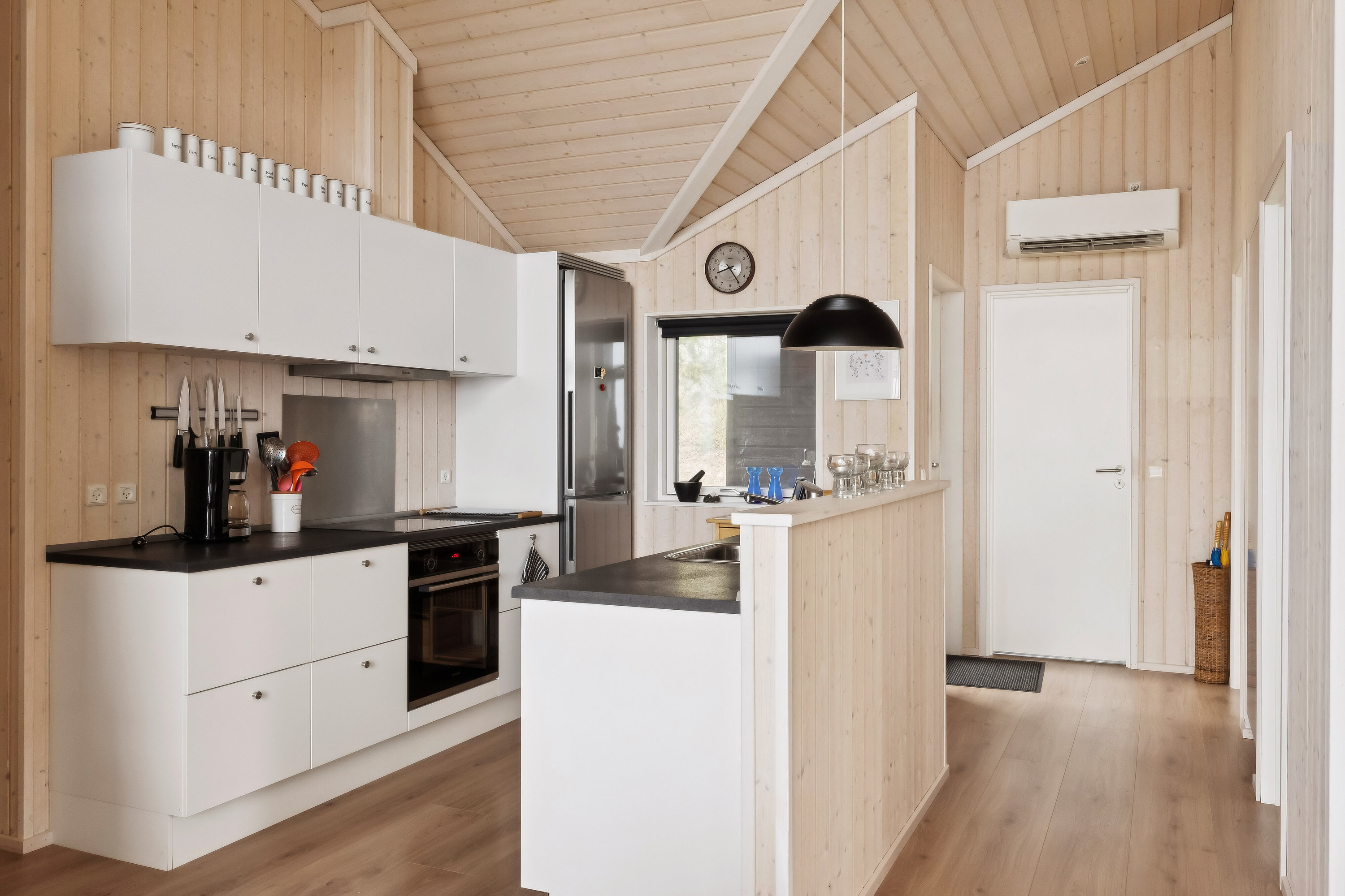 Fremhævet køkken billede i fuldskærmstilstand. Billede af Smedelinien 51, 4400 Kalundborg