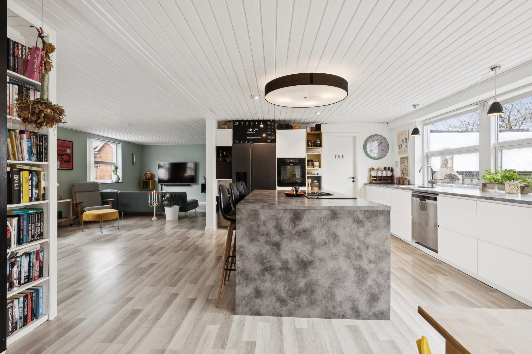 Fremhævet køkken billede i fuldskærmstilstand. Billede af Tværstien 8, 8870 Langå