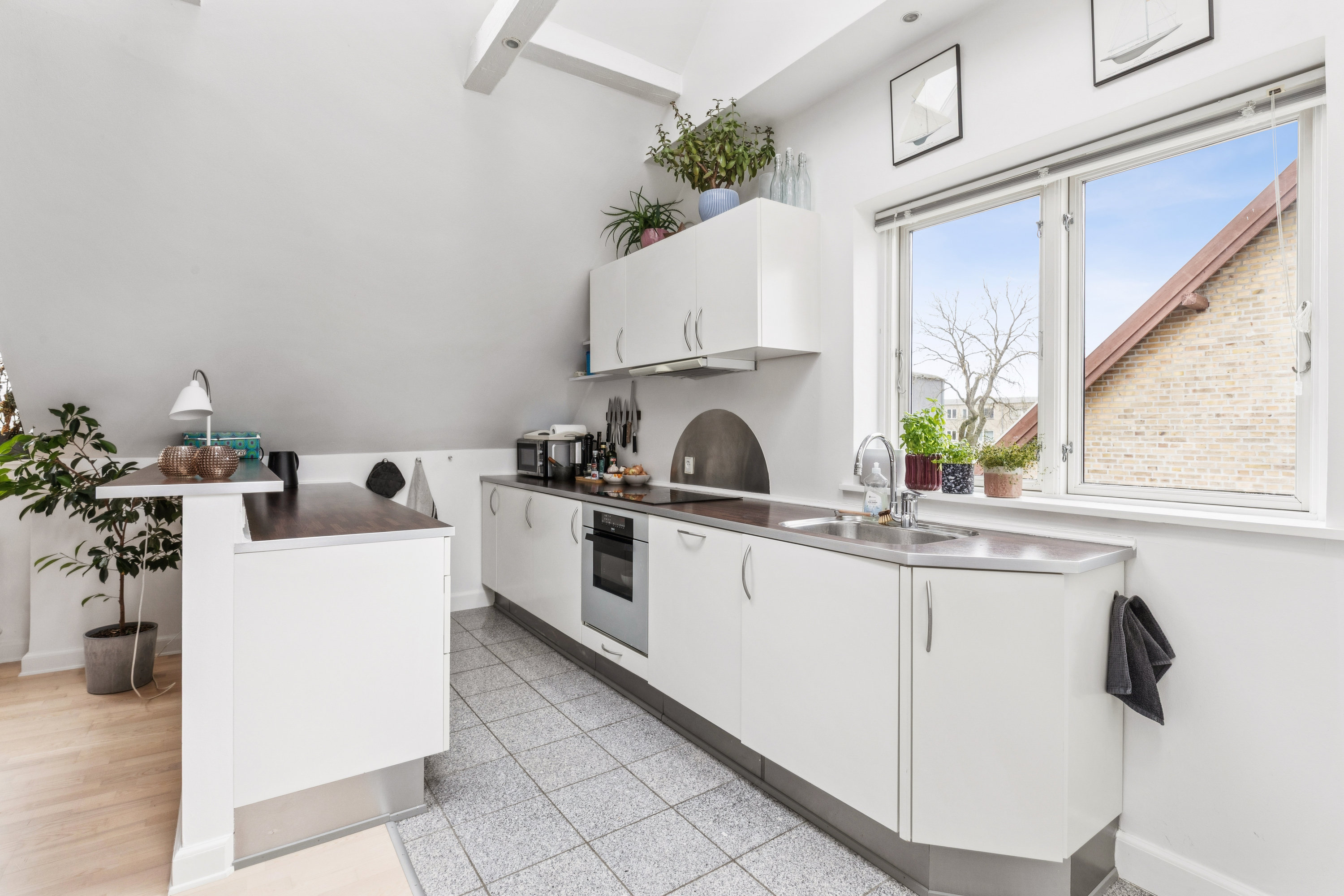 Fremhævet køkken billede i fuldskærmstilstand. Billede af Højsagervej 32, 1., 2500 Valby