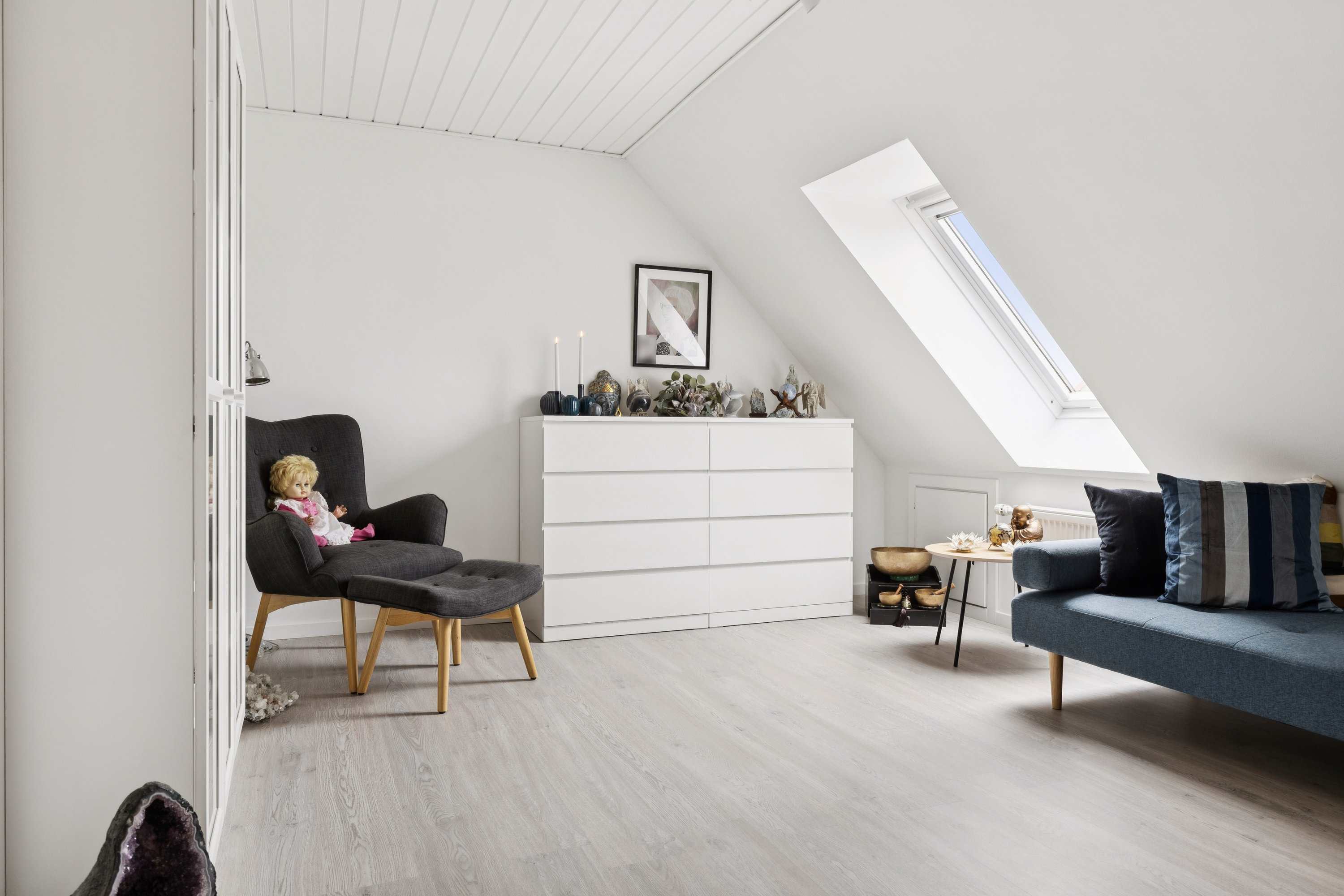 Fremhævet stue billede i fuldskærmstilstand. Billede af Lyngstræde 10B, Havnsø, 4591 Føllenslev