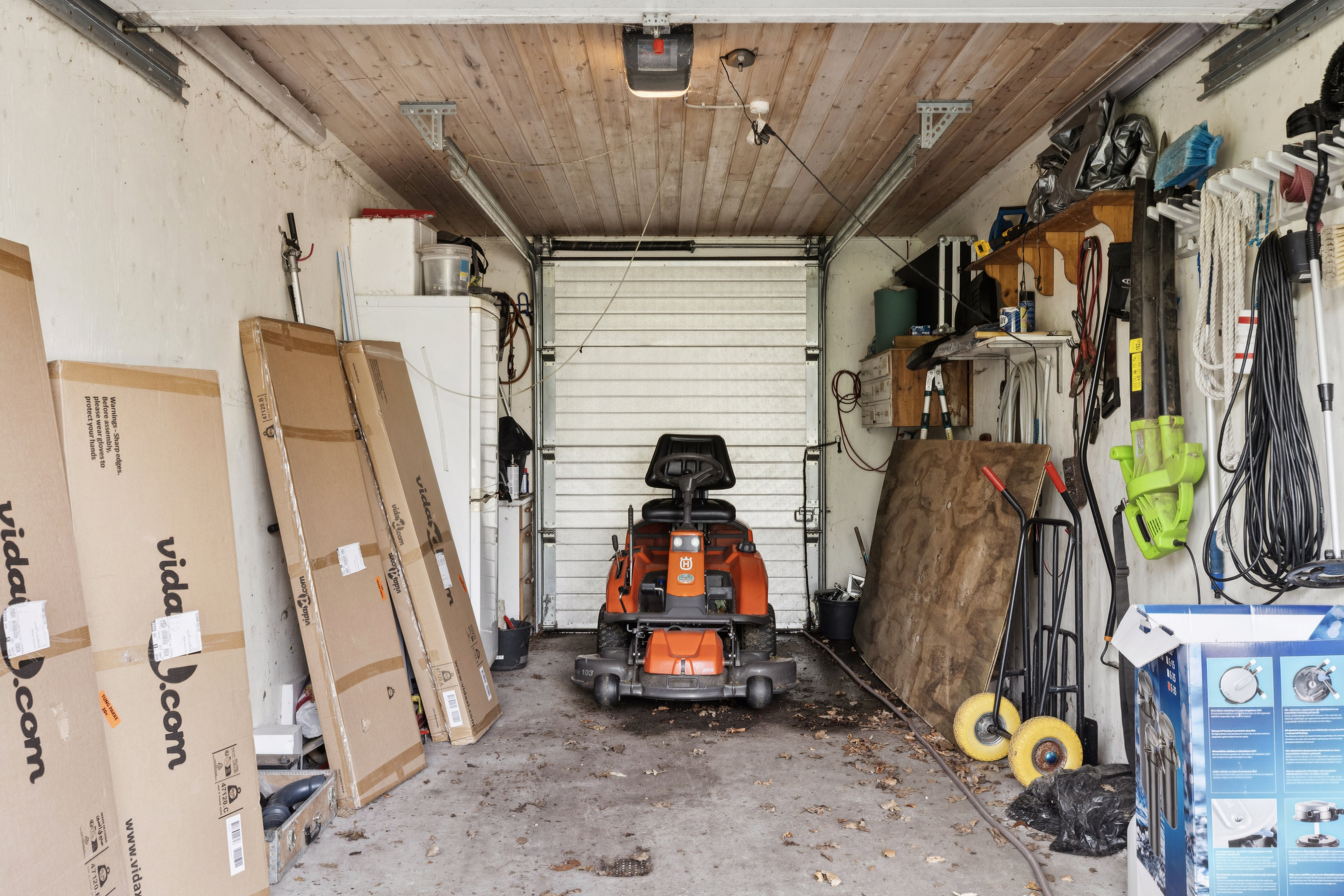 Fremhævet garage billede i fuldskærmstilstand. Billede af Råhedevej 21, Råhede, 6760 Ribe