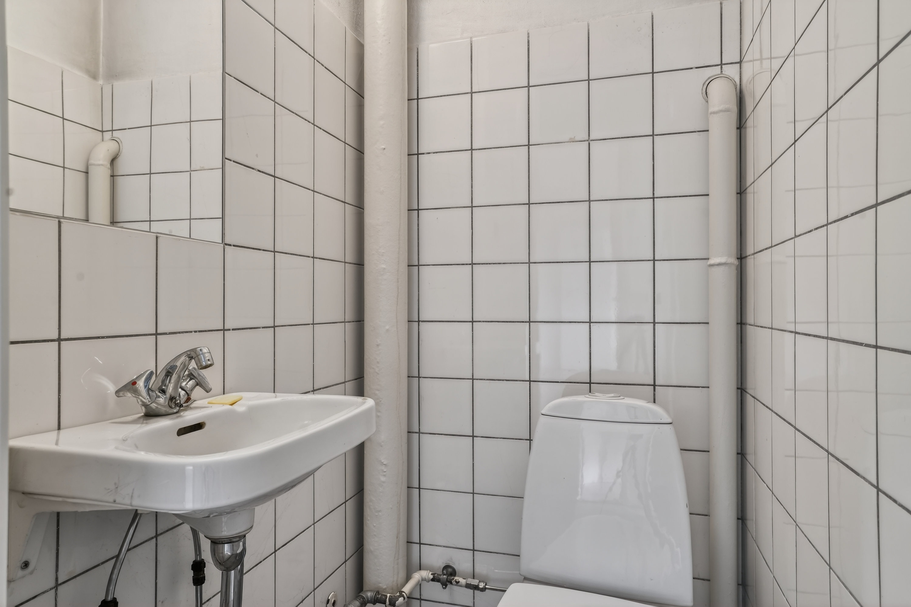 Fremhævet wc billede i fuldskærmstilstand. Billede af Ericavej 165, 2. 312., 2820 Gentofte