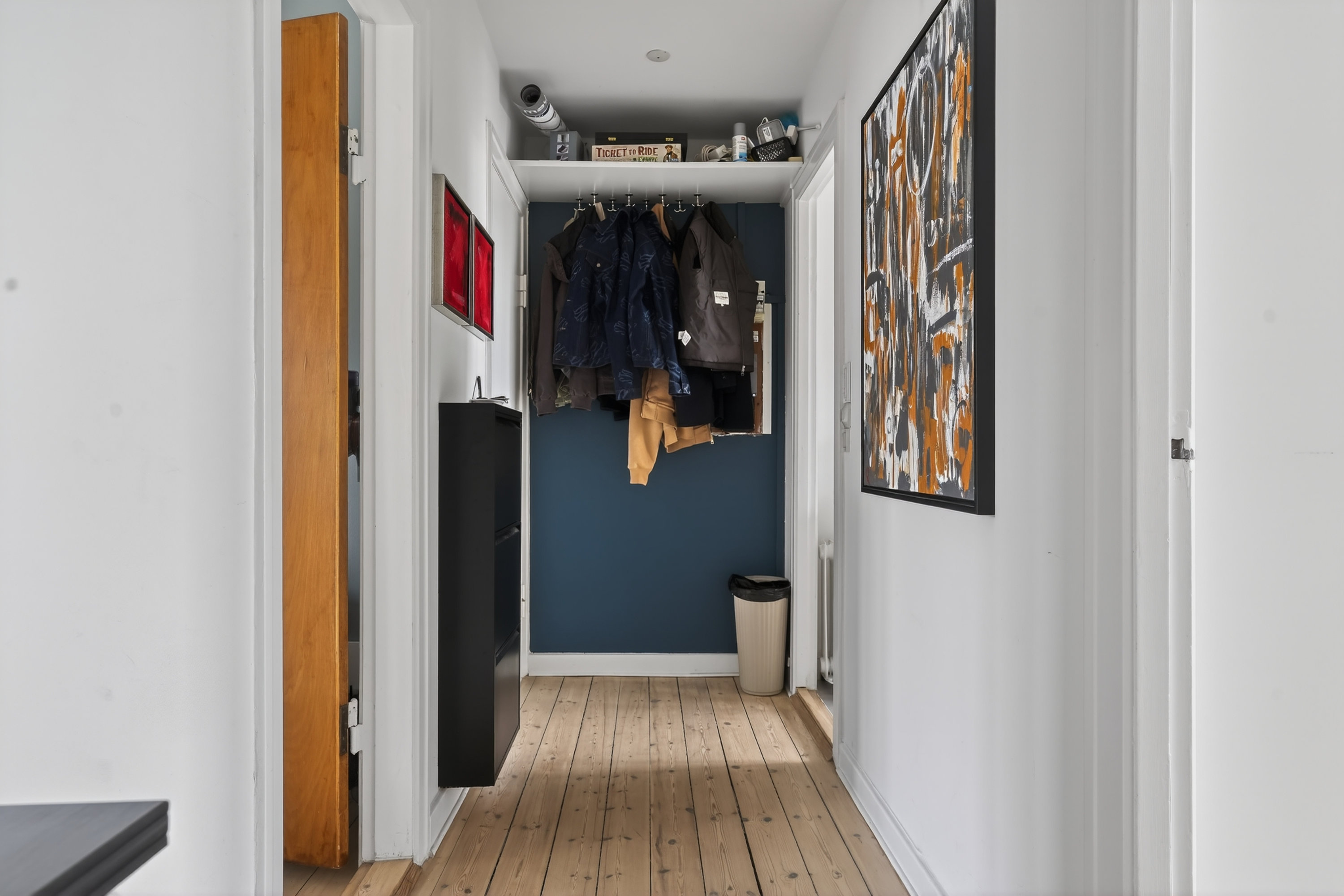 Fremhævet entré billede i fuldskærmstilstand. Billede af Maglegårds Alle 123, 2. th., 2860 Søborg