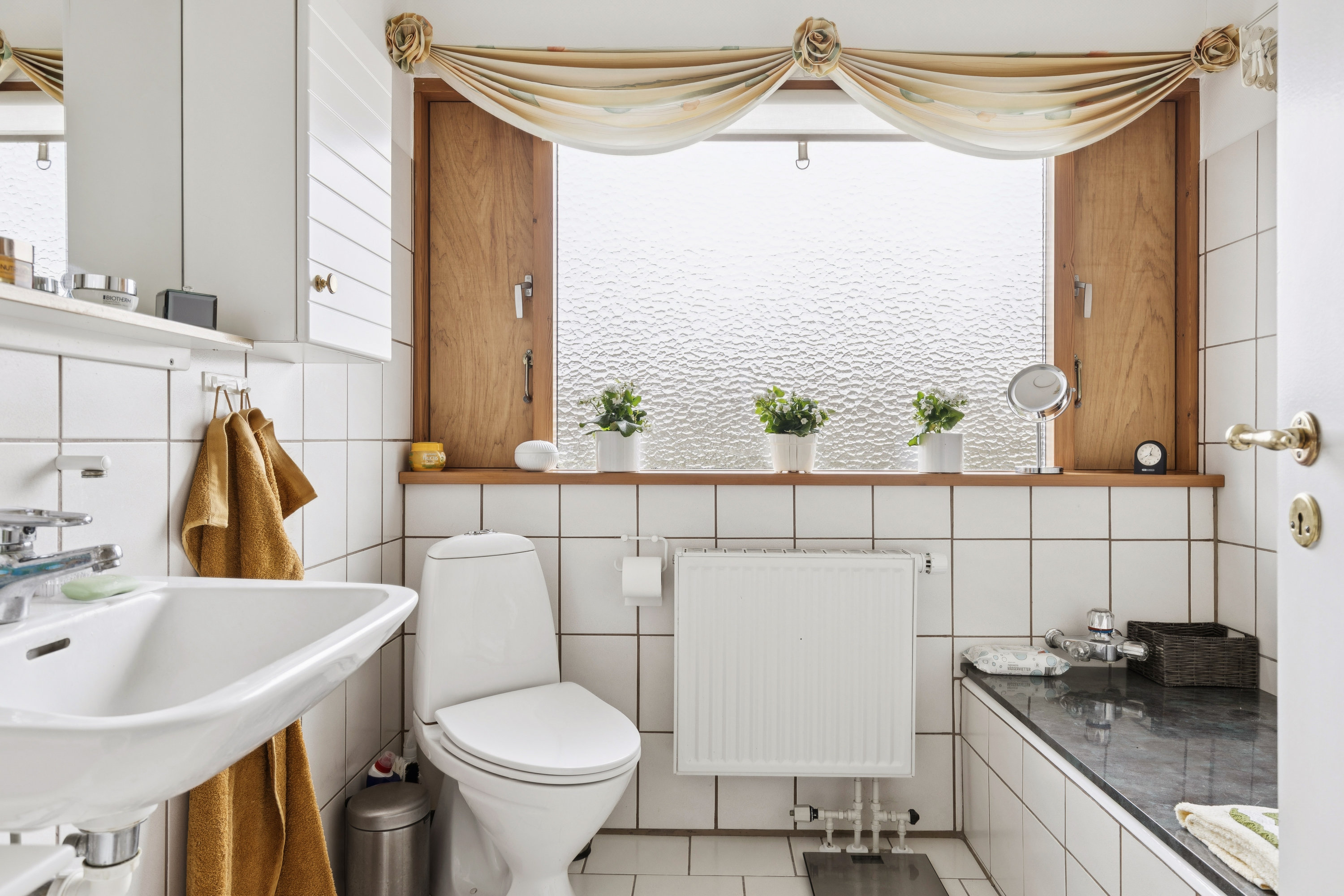 Fremhævet badeværelse billede i fuldskærmstilstand. Billede af Tjørnevej 5, 4520 Svinninge