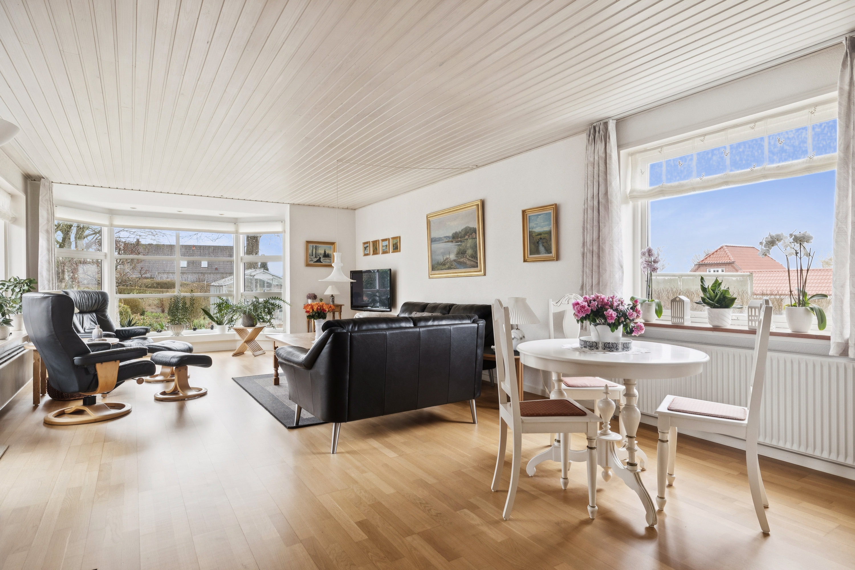 Fremhævet stue billede i fuldskærmstilstand. Billede af Fasanvej 4, Assens, 9550 Mariager