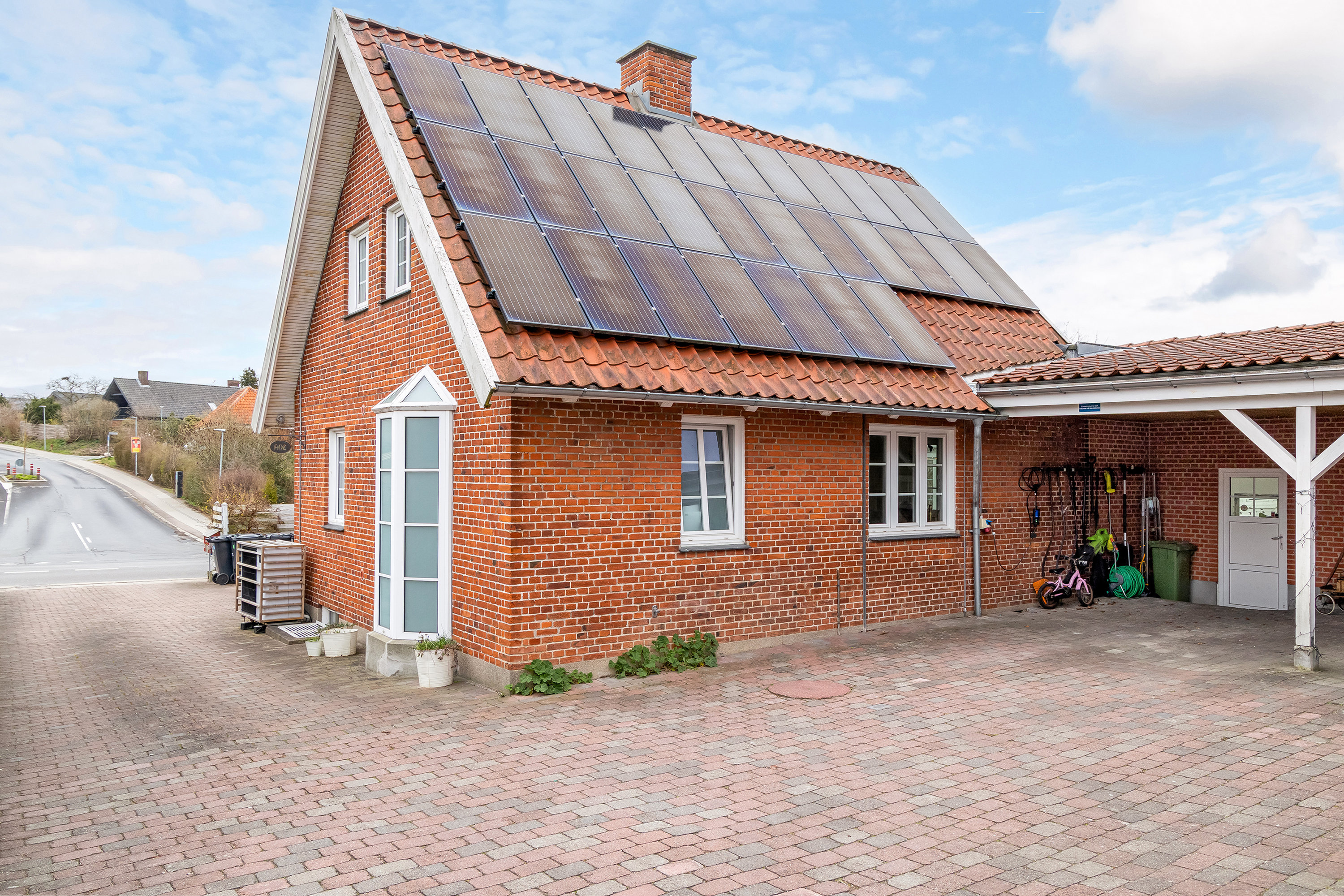 Fremhævet ejendommen billede i fuldskærmstilstand. Billede af Måløvvej 30A, Ganløse, 3660 Stenløse