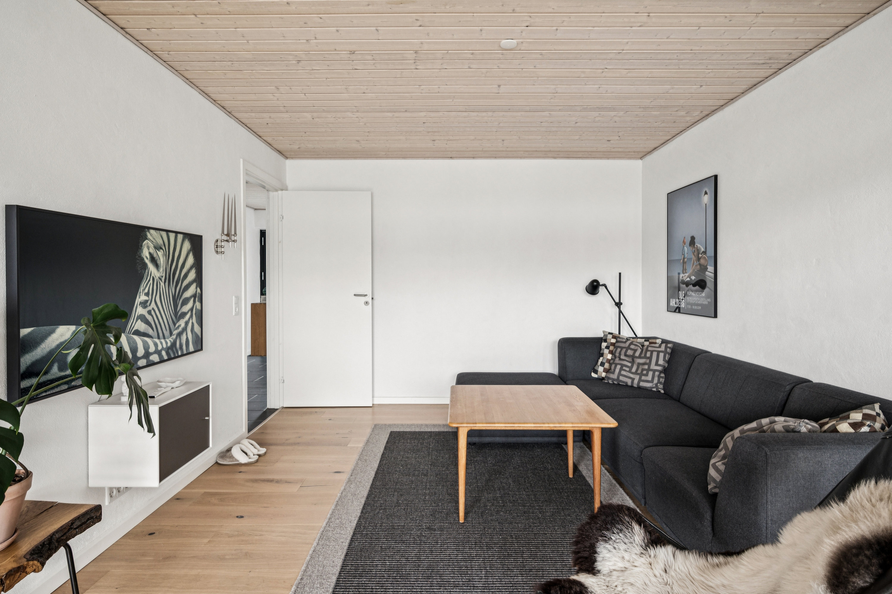 Fremhævet stue billede i fuldskærmstilstand. Billede af Kantorvænget 4, 2. 74., 8240 Risskov