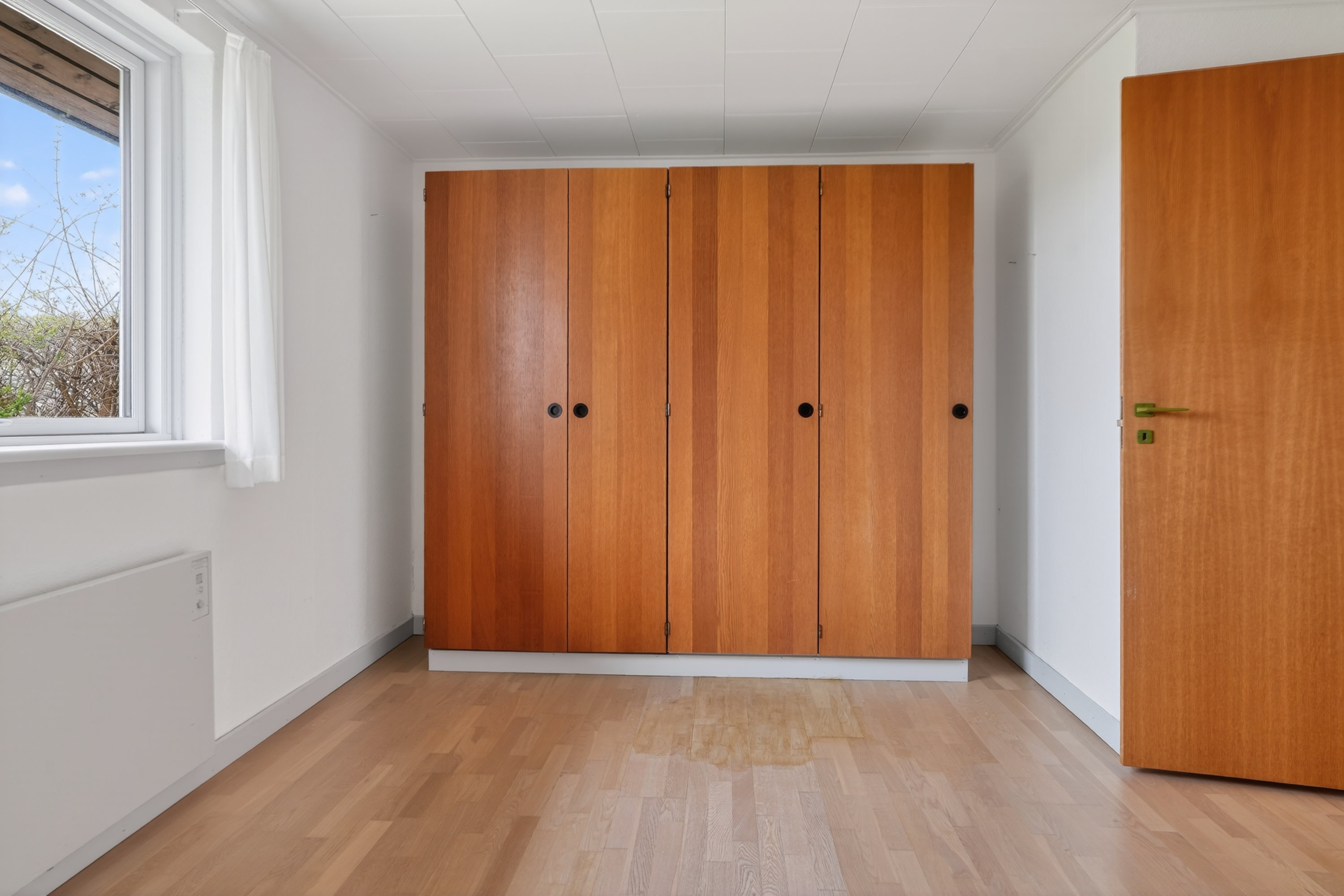 Fremhævet værelse billede i fuldskærmstilstand. Billede af Perikumvej 1, 4573 Højby