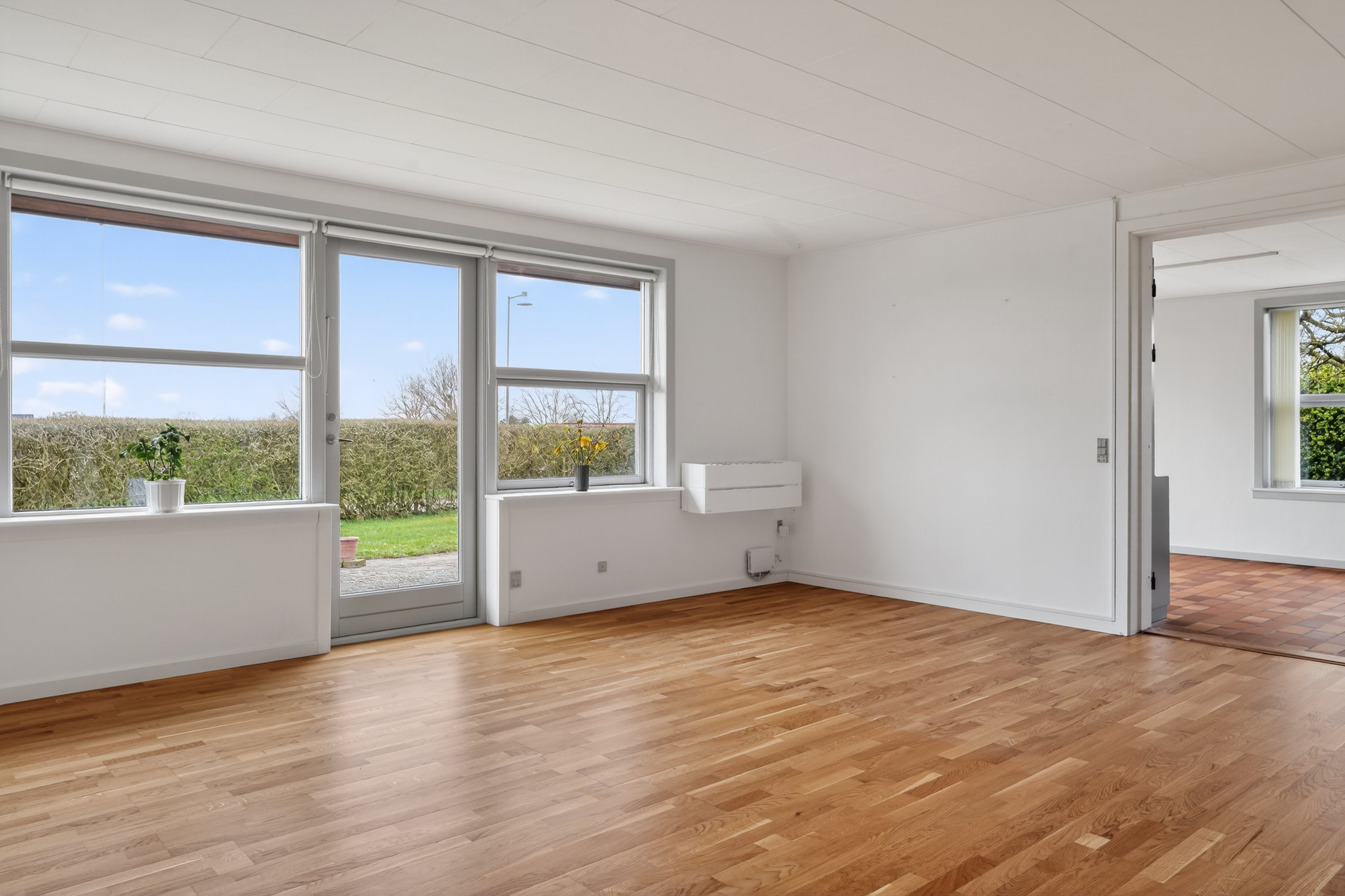 Fremhævet stue billede i fuldskærmstilstand. Billede af Perikumvej 1, 4573 Højby