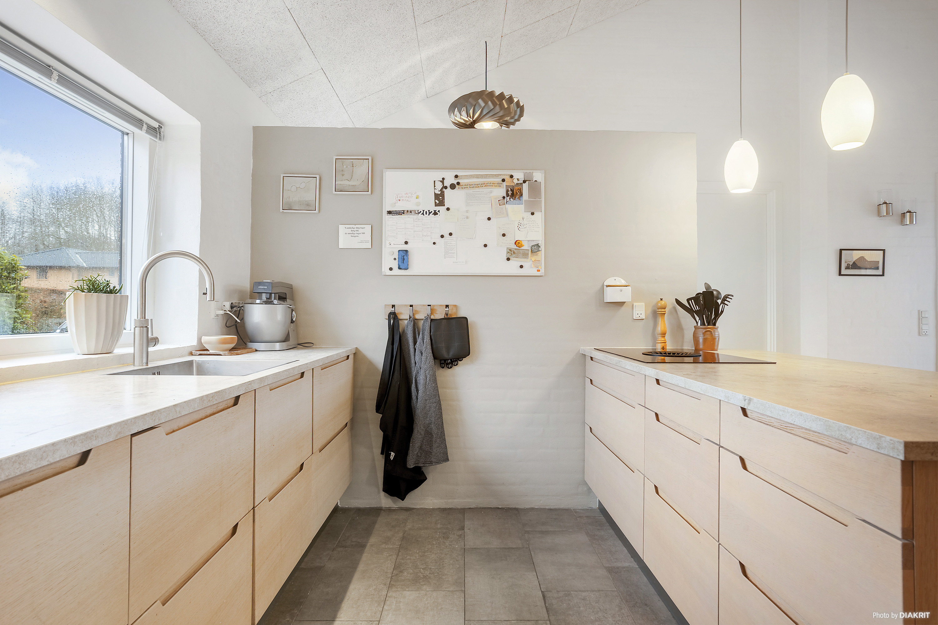 Fremhævet køkken billede i fuldskærmstilstand. Billede af Røddalsminde 61, 8300 Odder