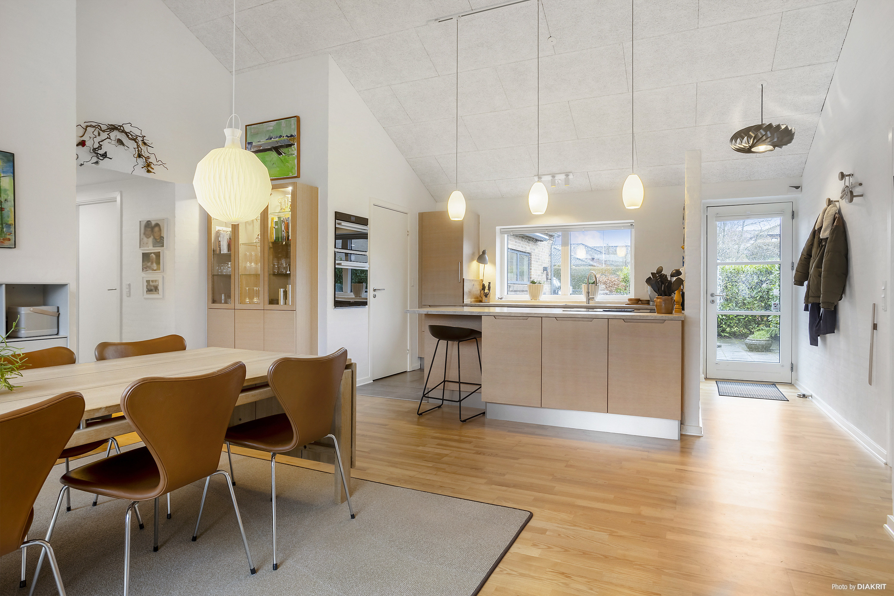 Fremhævet spisekøkken billede i fuldskærmstilstand. Billede af Røddalsminde 61, 8300 Odder