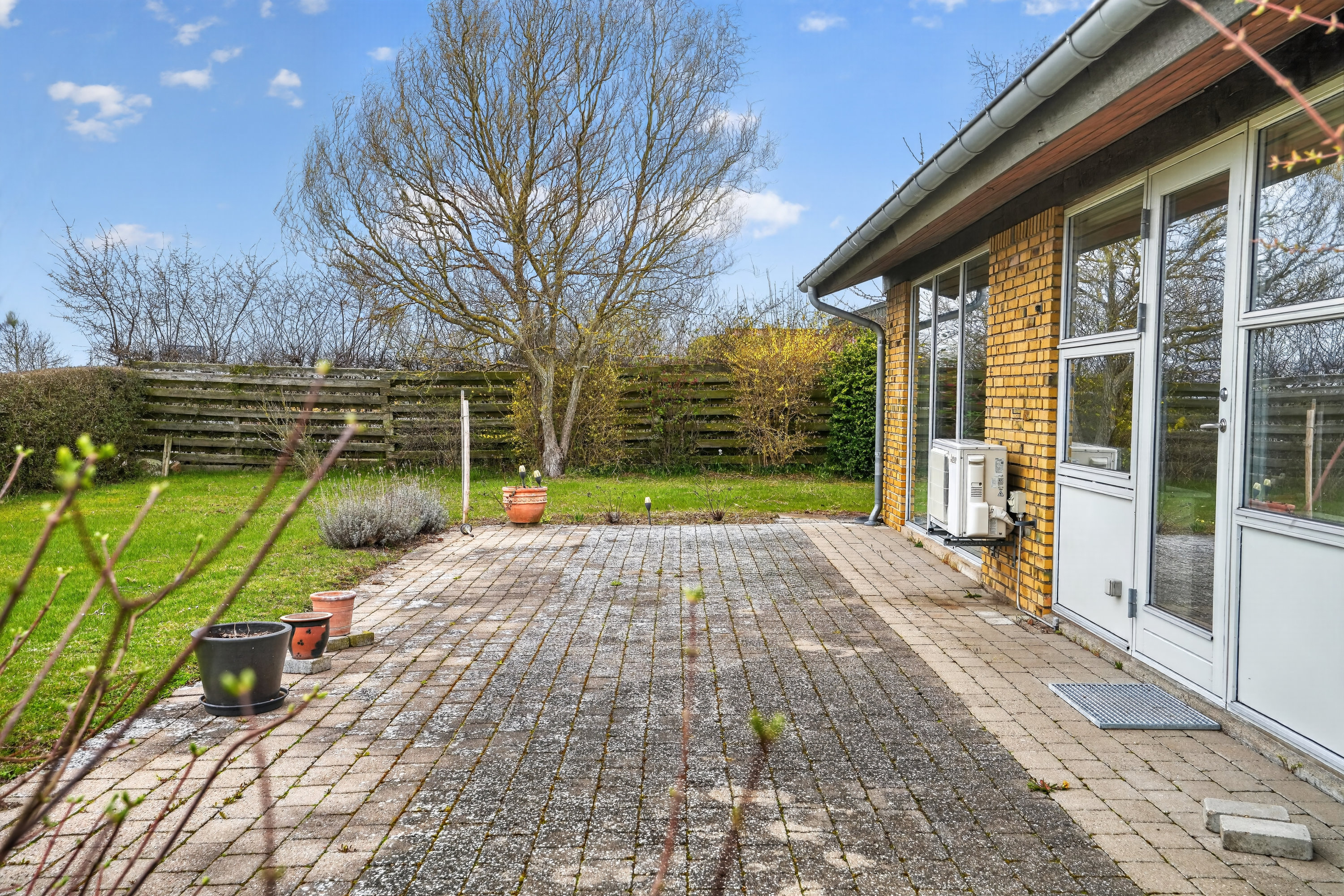 Fremhævet terrasse billede i fuldskærmstilstand. Billede af Perikumvej 1, 4573 Højby