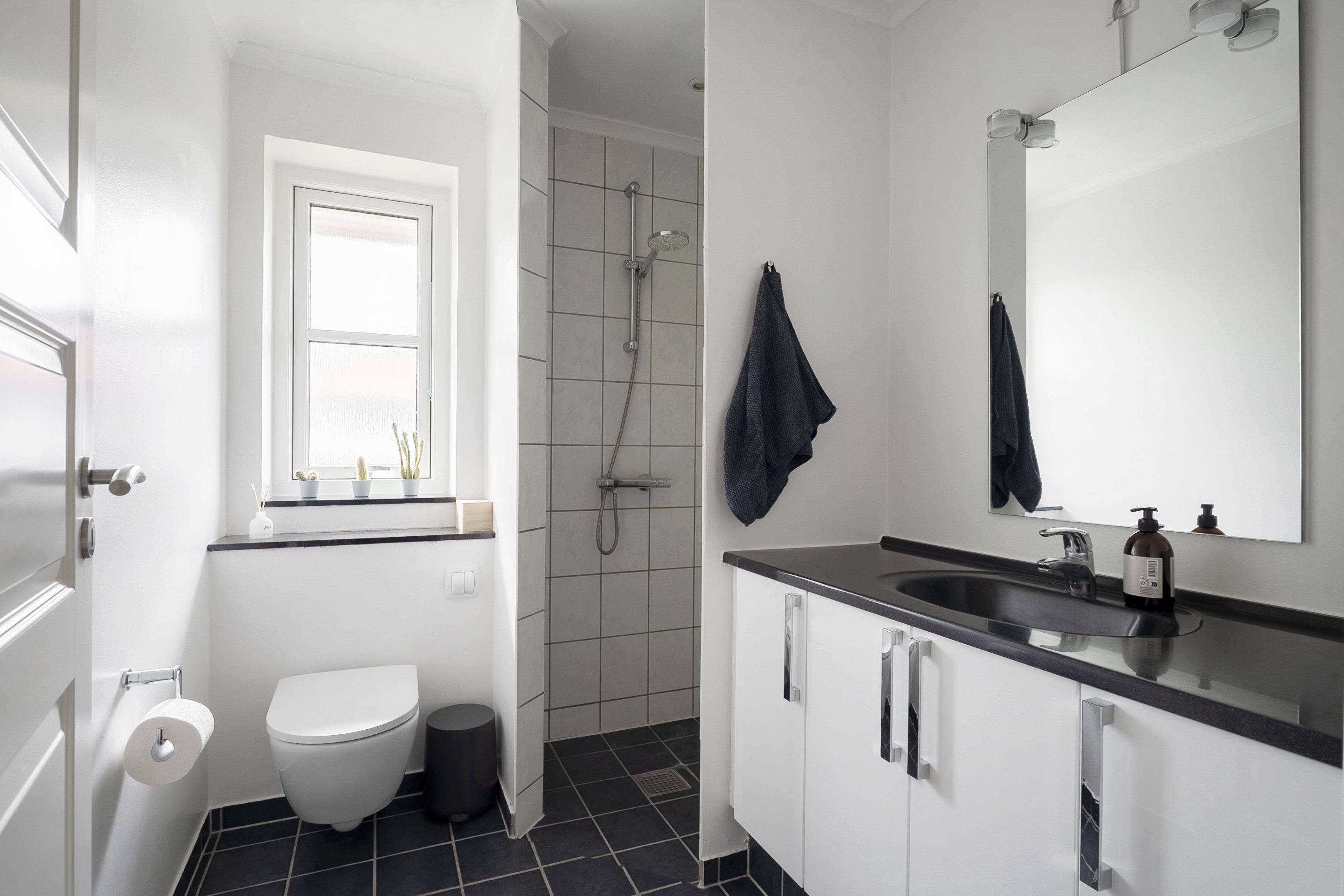 Fremhævet  billede i fuldskærmstilstand. Billede af Rødtjørnvej 27, Ejlstrup, 5200 Odense V