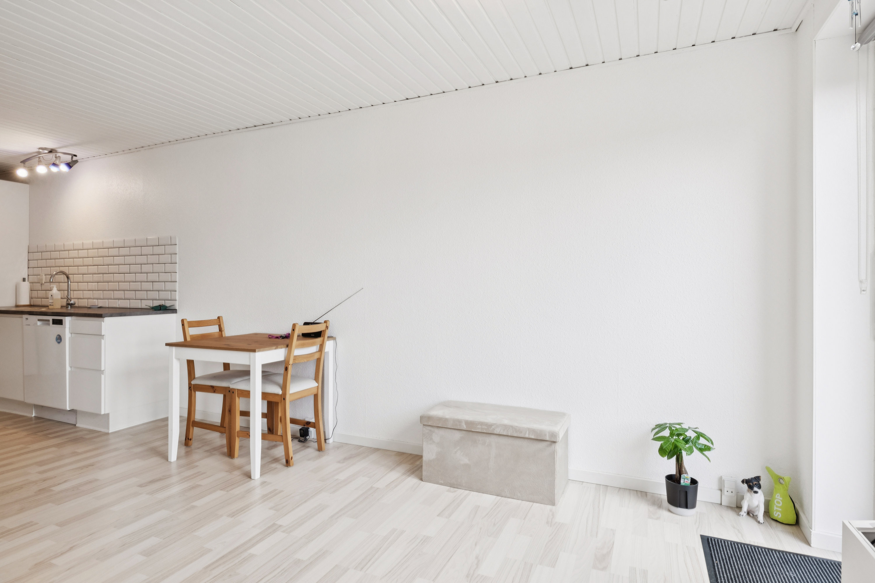 Fremhævet stue billede i fuldskærmstilstand. Billede af Hyldemosevej 18A, 8830 Tjele