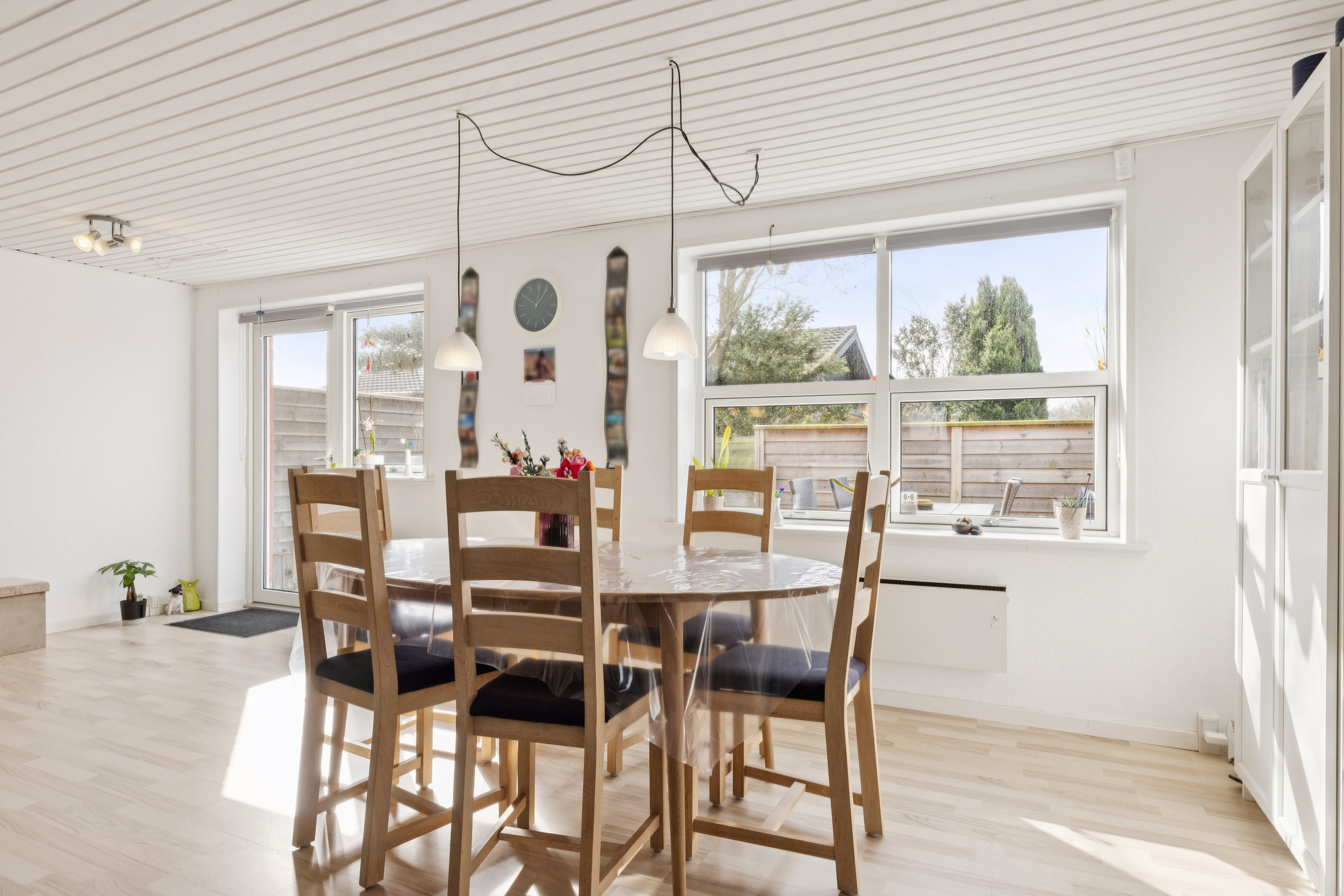 Fremhævet stue billede i fuldskærmstilstand. Billede af Hyldemosevej 18A, 8830 Tjele