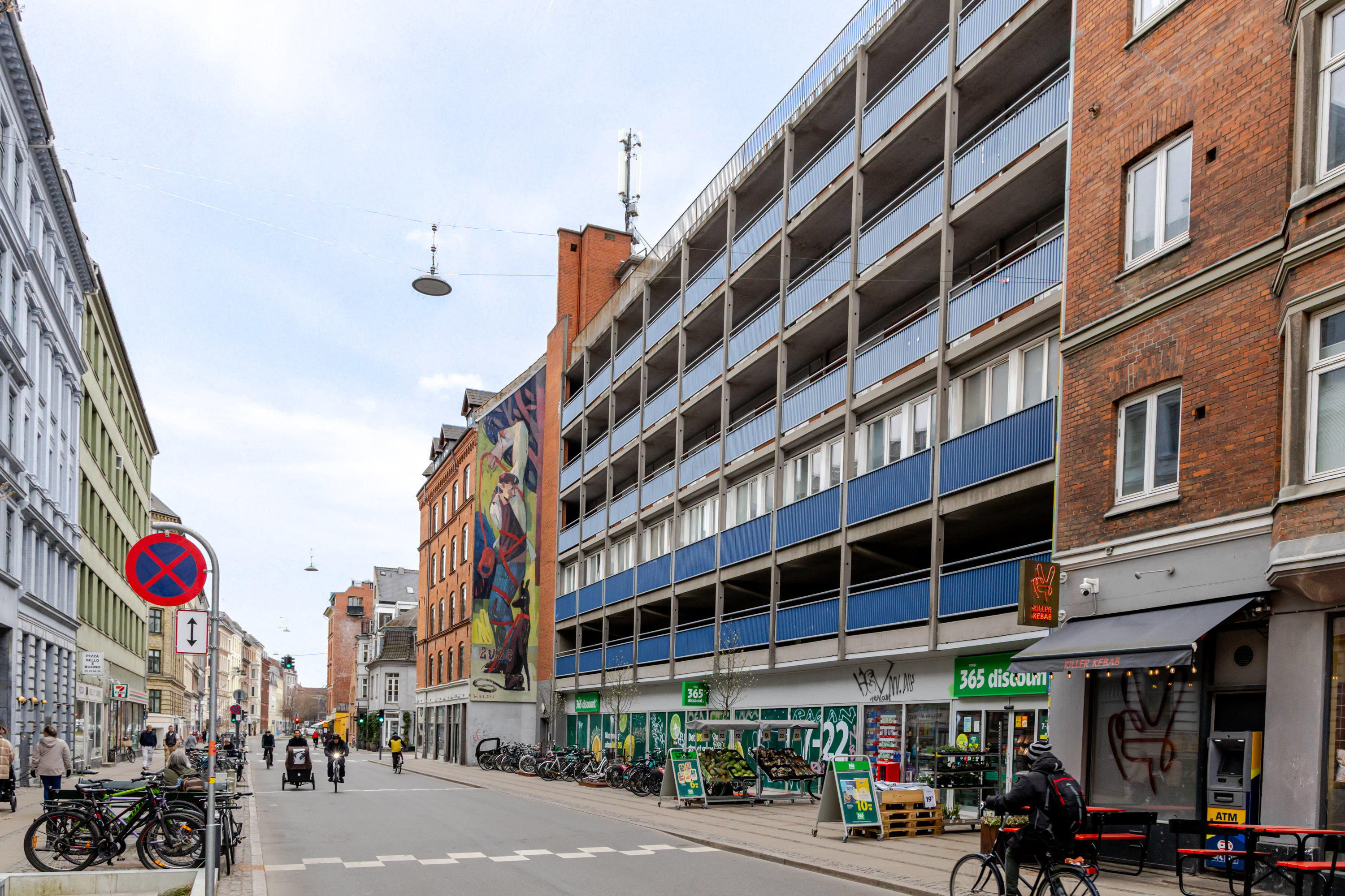 Fremhævet andet billede i fuldskærmstilstand. Billede af Rantzausgade 11A, 2. 5., 2200 København N