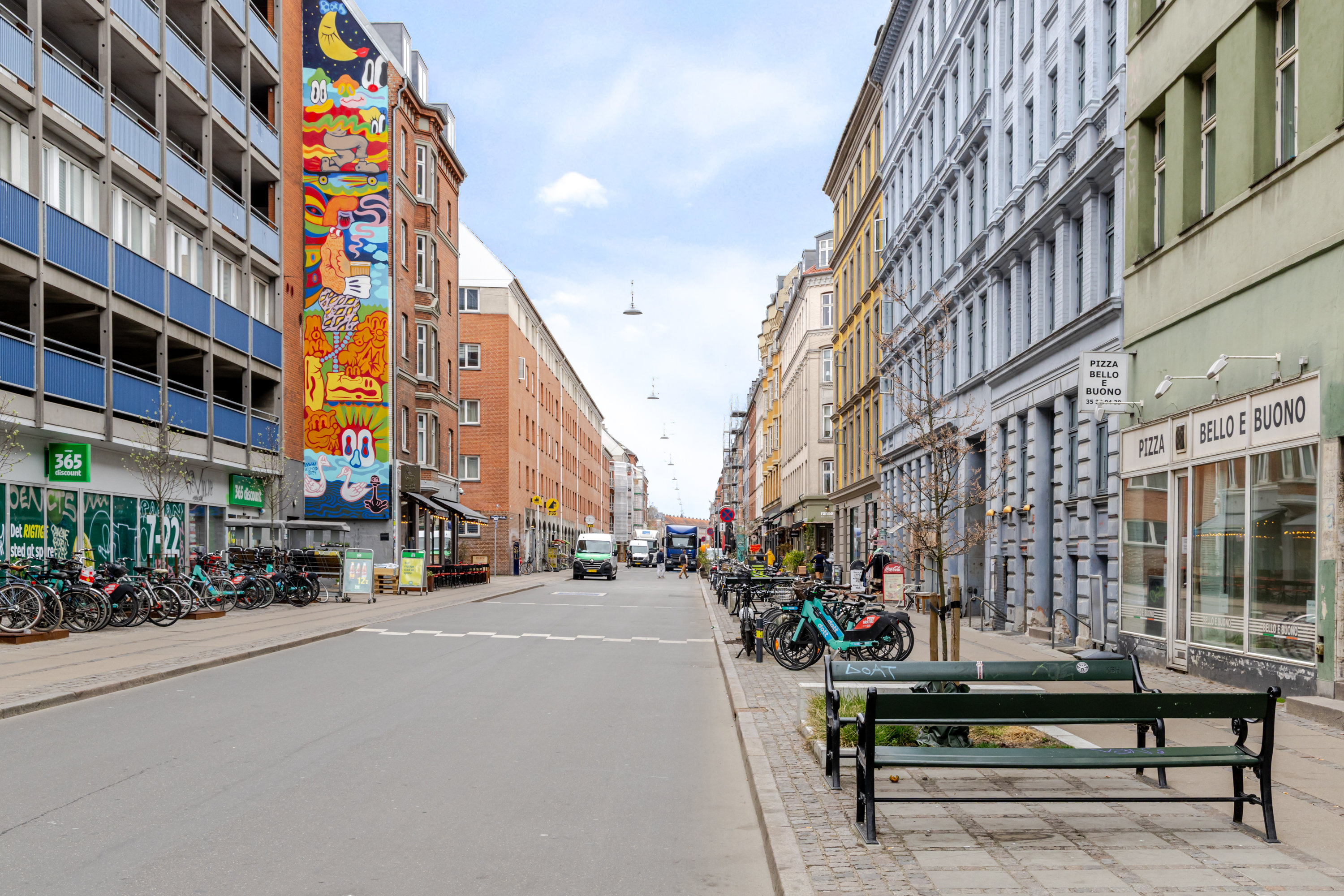 Fremhævet andet billede i fuldskærmstilstand. Billede af Rantzausgade 11A, 2. 5., 2200 København N