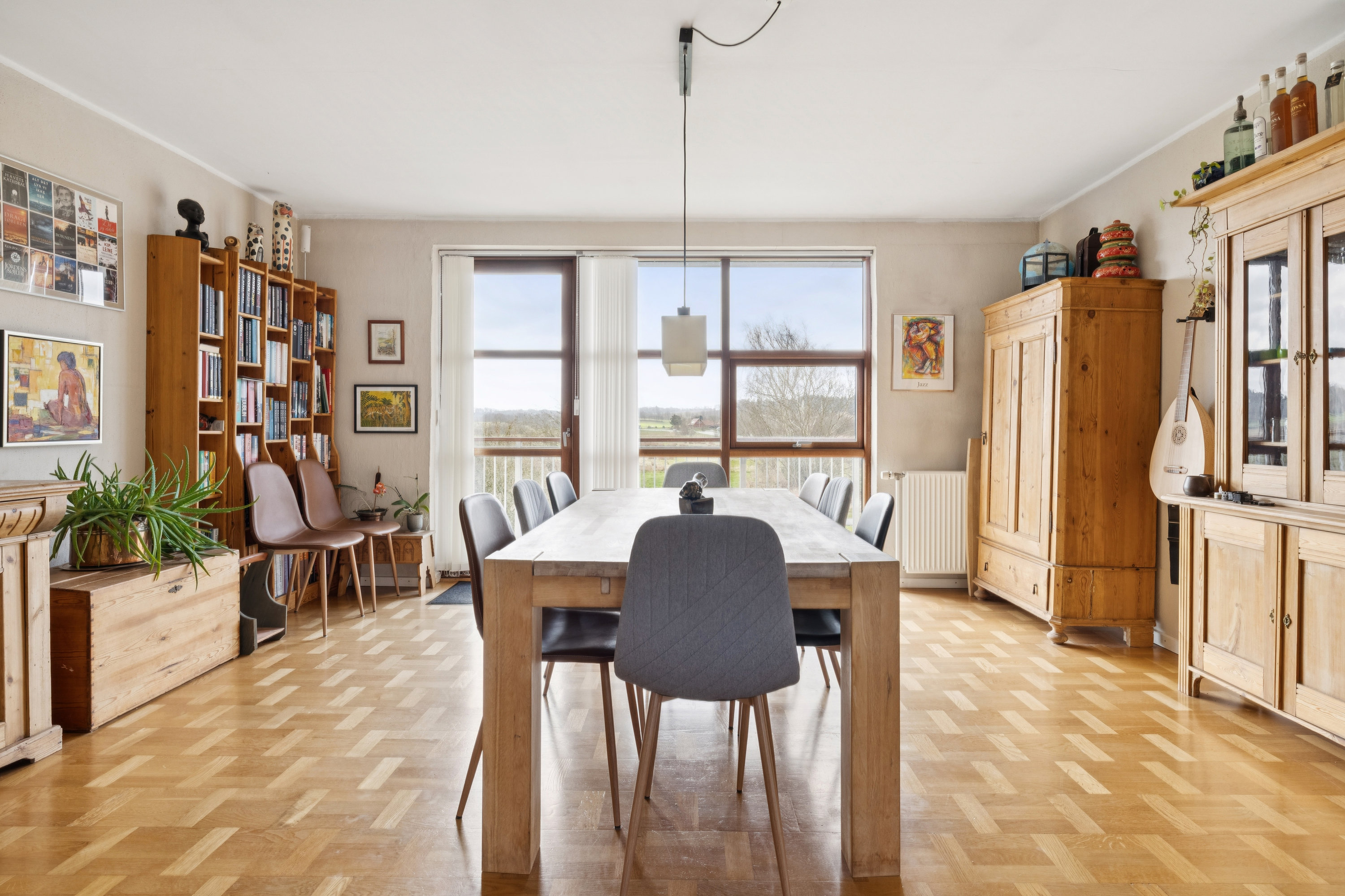 Fremhævet spisestue billede i fuldskærmstilstand. Billede af Hovedgaden 2, Vejrumbro, 8830 Tjele