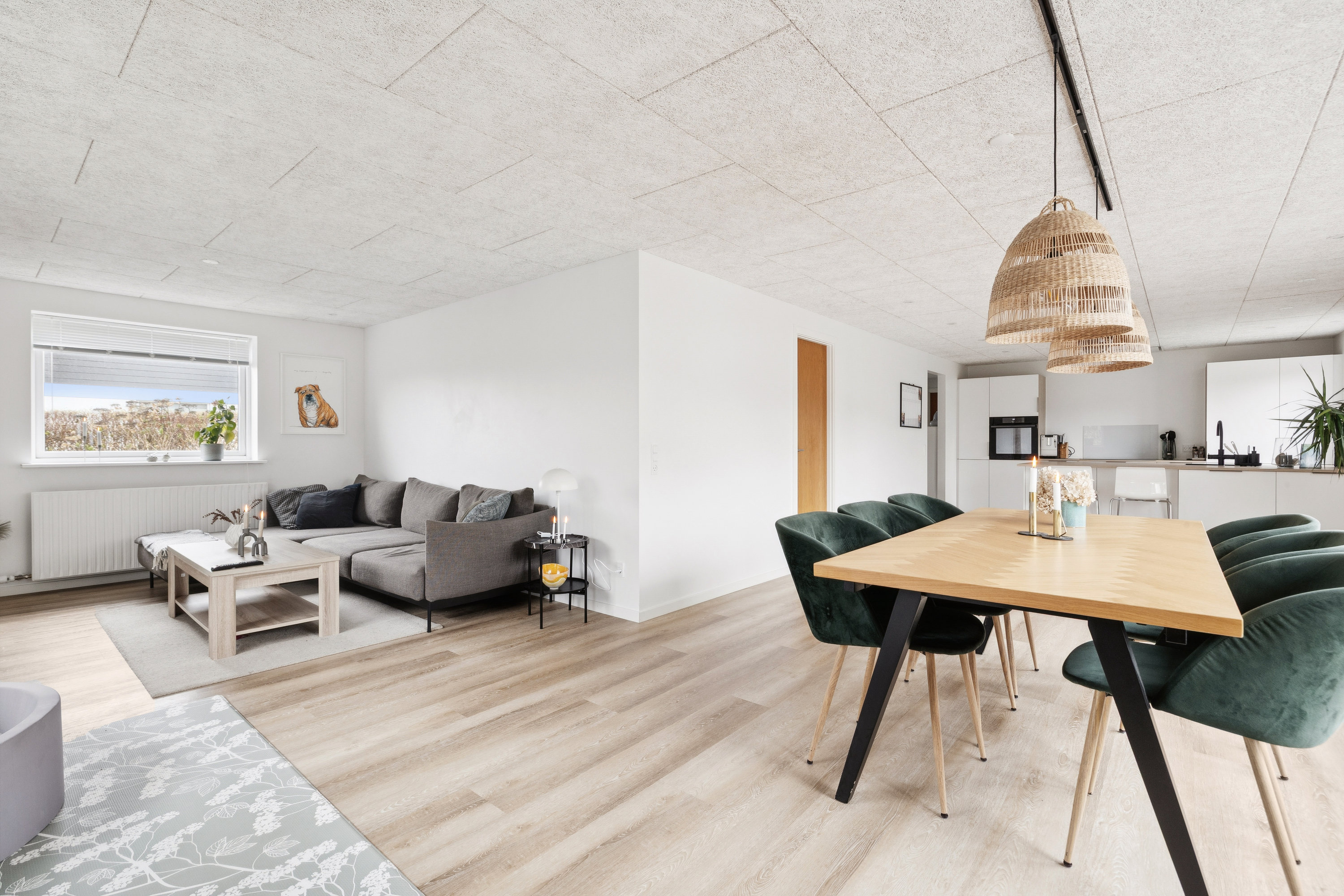 Fremhævet stue billede i fuldskærmstilstand. Billede af Fjordbakken 71, Hadsund Syd, 9560 Hadsund