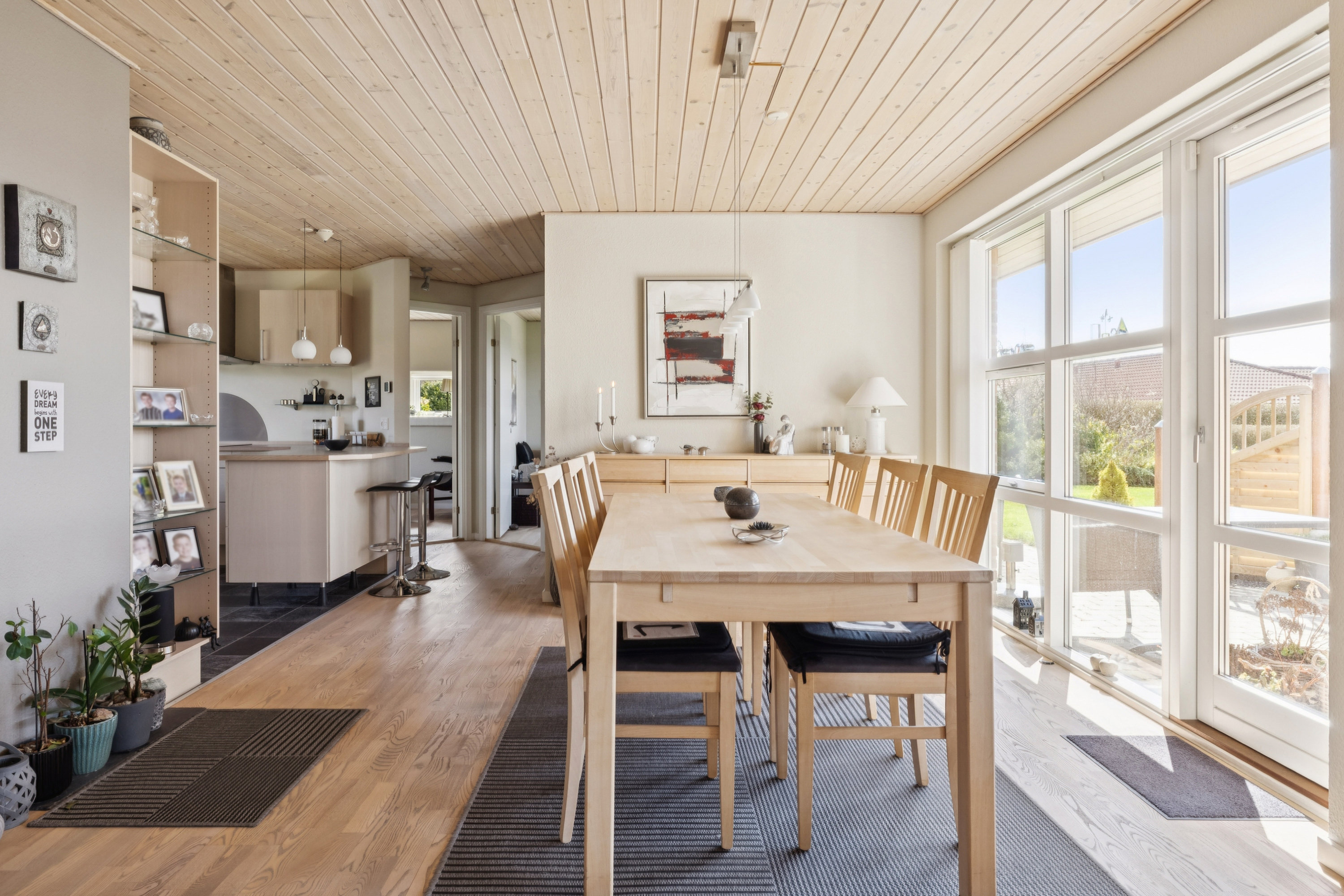 Fremhævet spisestue billede i fuldskærmstilstand. Billede af Nordentoften 105, 8832 Skals