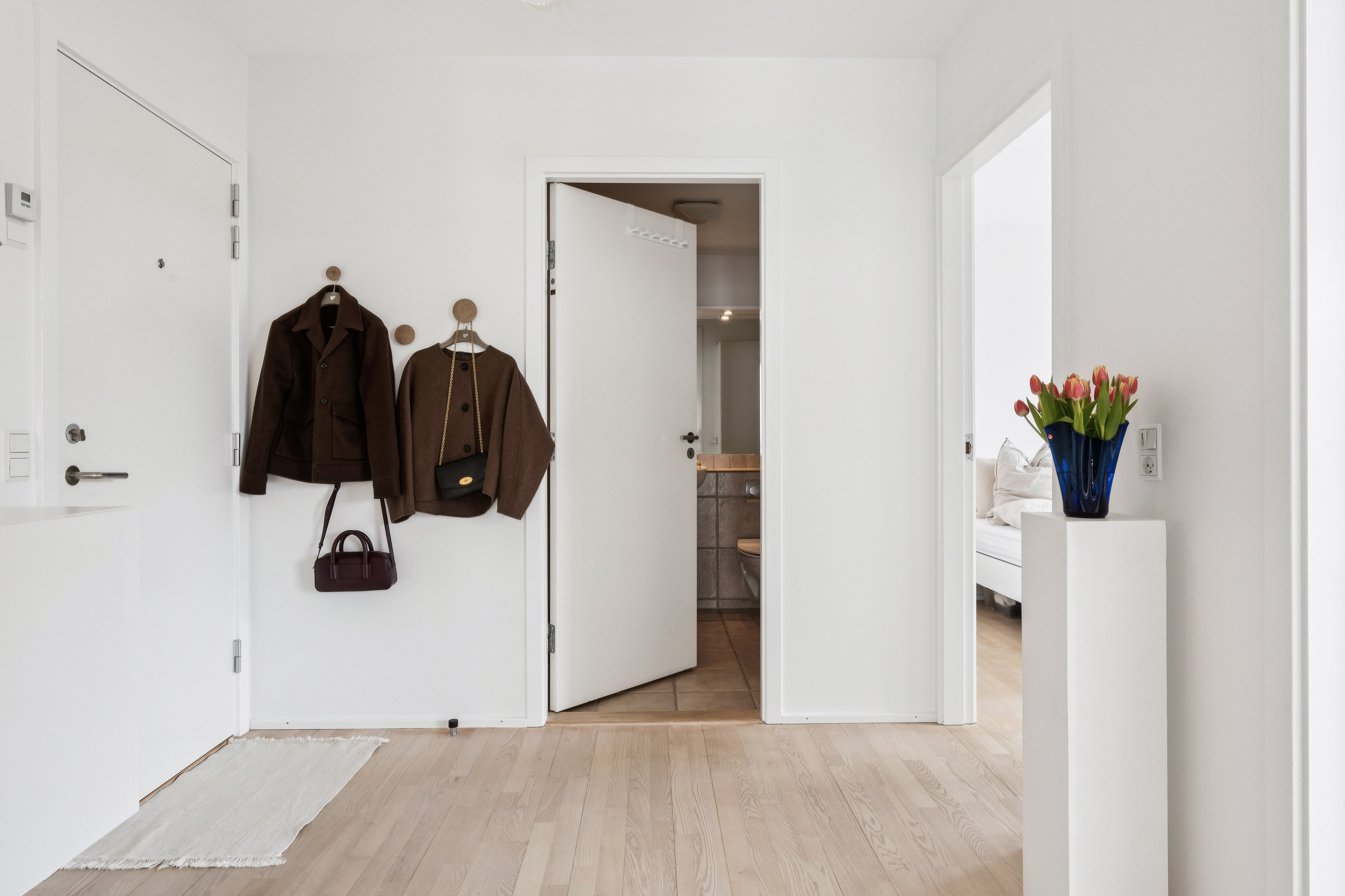 Fremhævet gang billede i fuldskærmstilstand. Billede af Vestre Havnepromenade 11B, 3. mf., 9000 Aalborg